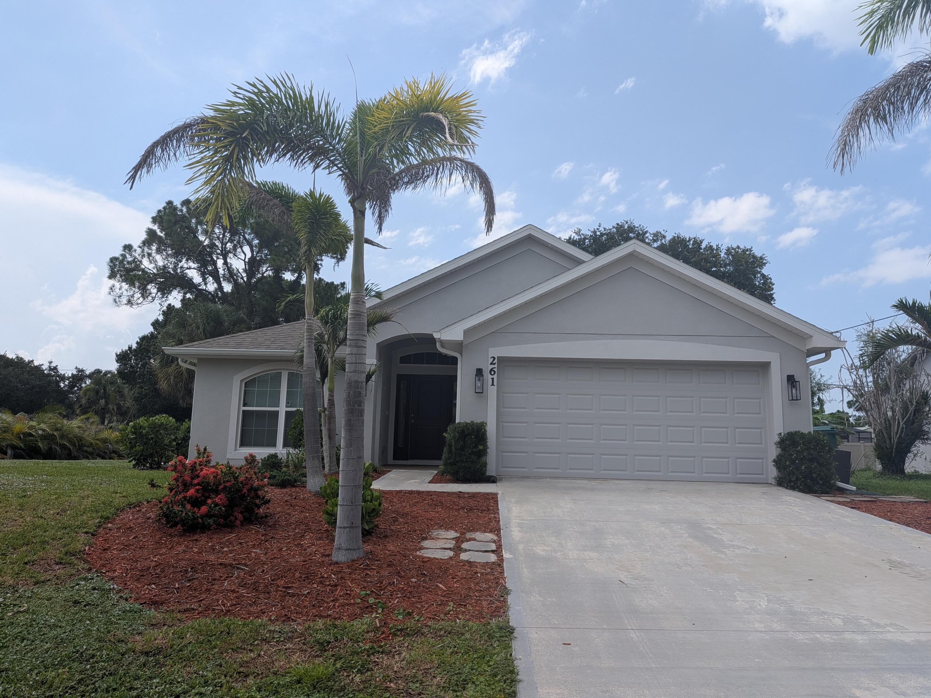 En Renta 261 MIDVALE Terrace, Sebastian, FL 32958, Sebastian, FL 32958
