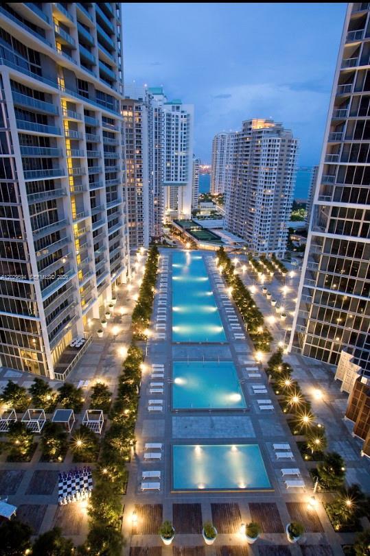 Foto de propiedad en 495 Brickell Avenue 1605, Miami, FL 33131 Miami con MLS# 