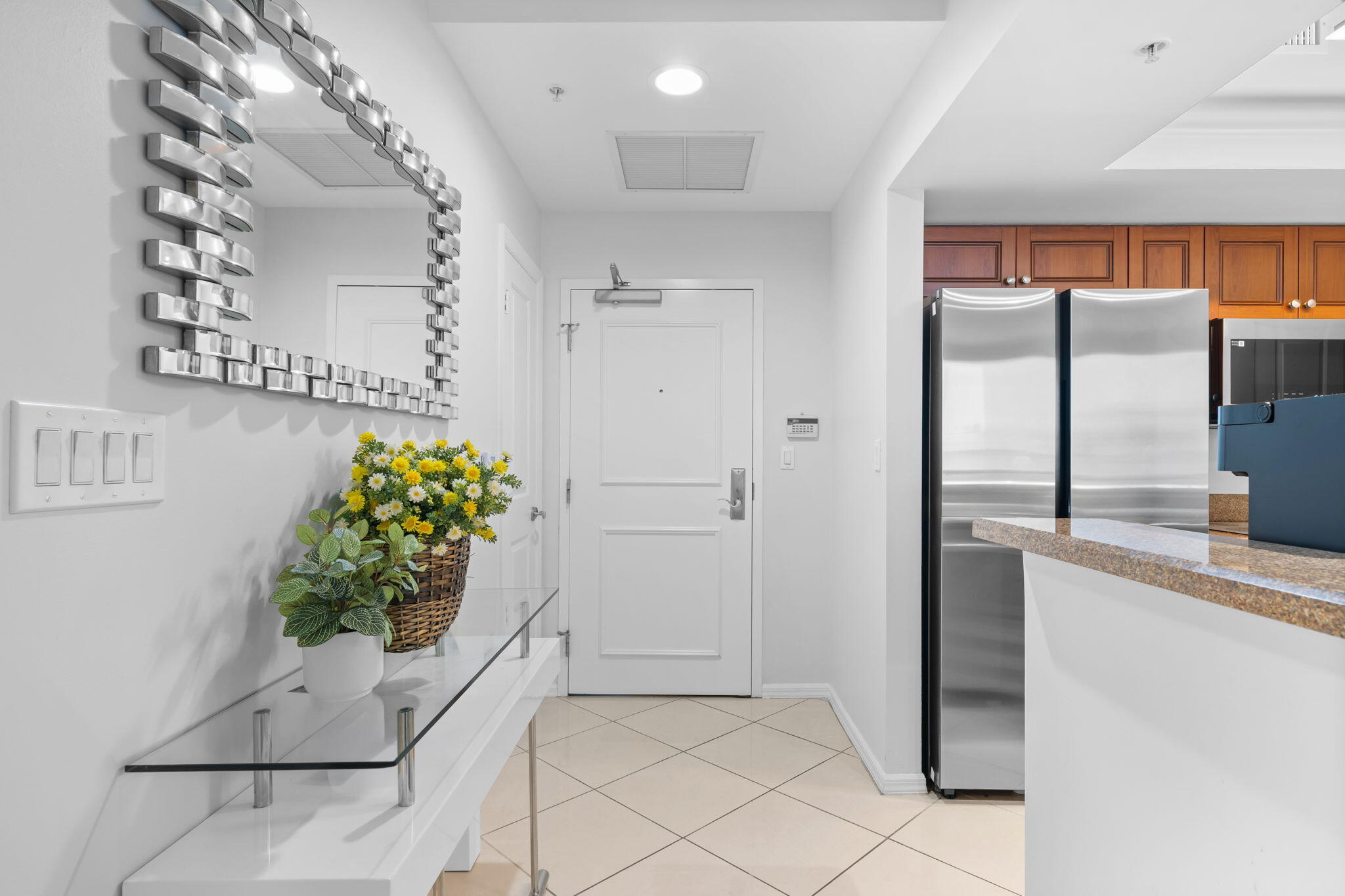 Foto de propiedad en 347 N NEW RIVER Drive E 405, Fort Lauderdale, FL 33301 Fort Lauderdale con MLS# 