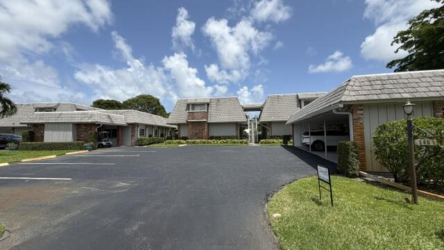 Foto de propiedad en 340 Orange Tree Drive 5, Atlantis, FL 33462 Atlantis con MLS# 