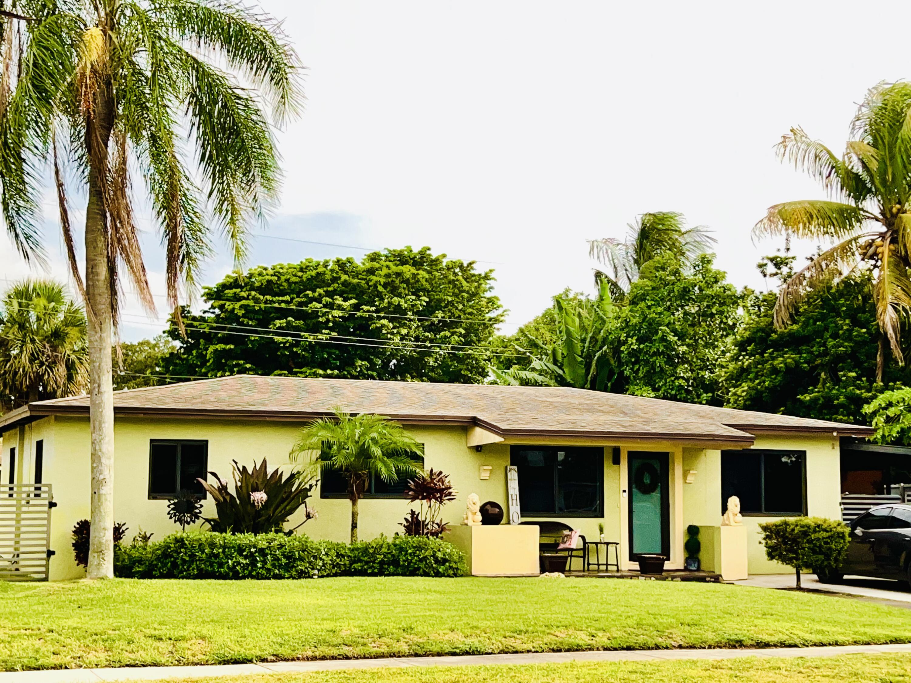Foto de propiedad en 3020 NW 173rd Terrace, Miami Gardens, FL 33056 Miami Gardens con MLS# 
