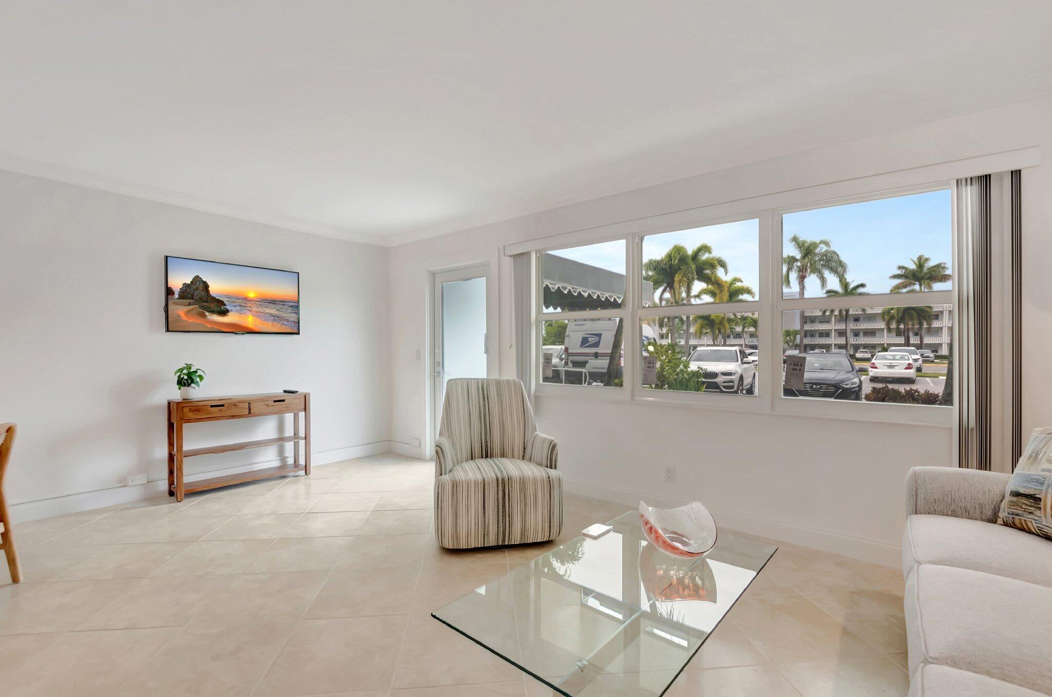 En Venta 1072 Yarmouth Drive, Boca Raton, FL 33434, Boca Raton, FL 33434