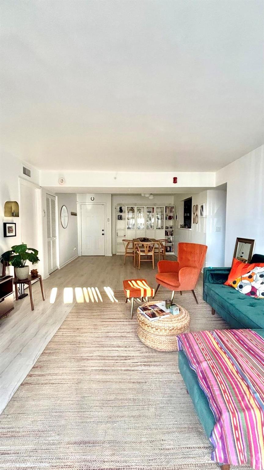 Foto de propiedad en 1350 SE 3RD Avenue 208, Dania Beach, FL 33004 Dania Beach con MLS# 