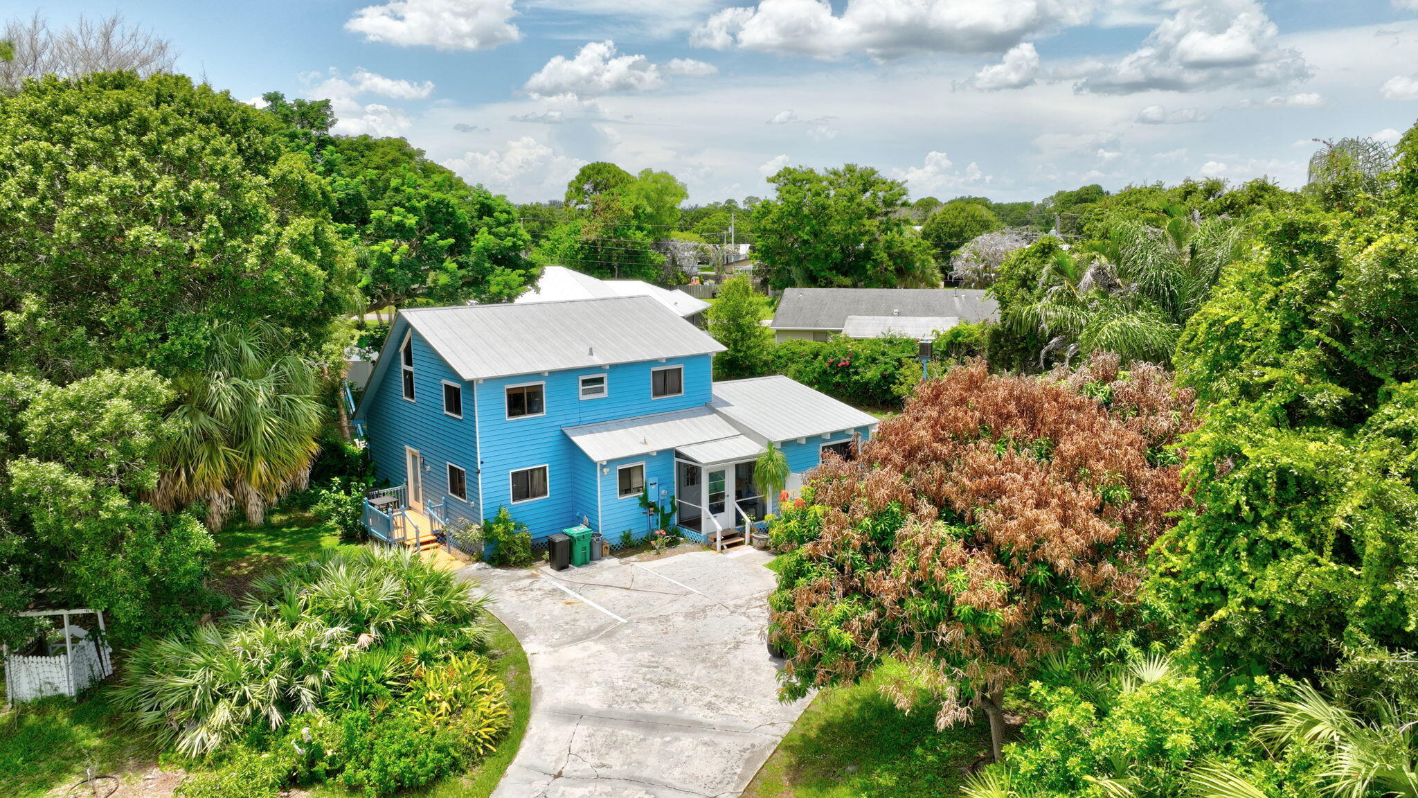 Foto de propiedad en 5707 SPRUCE Drive, Fort Pierce, FL 34982 Fort Pierce con MLS# 