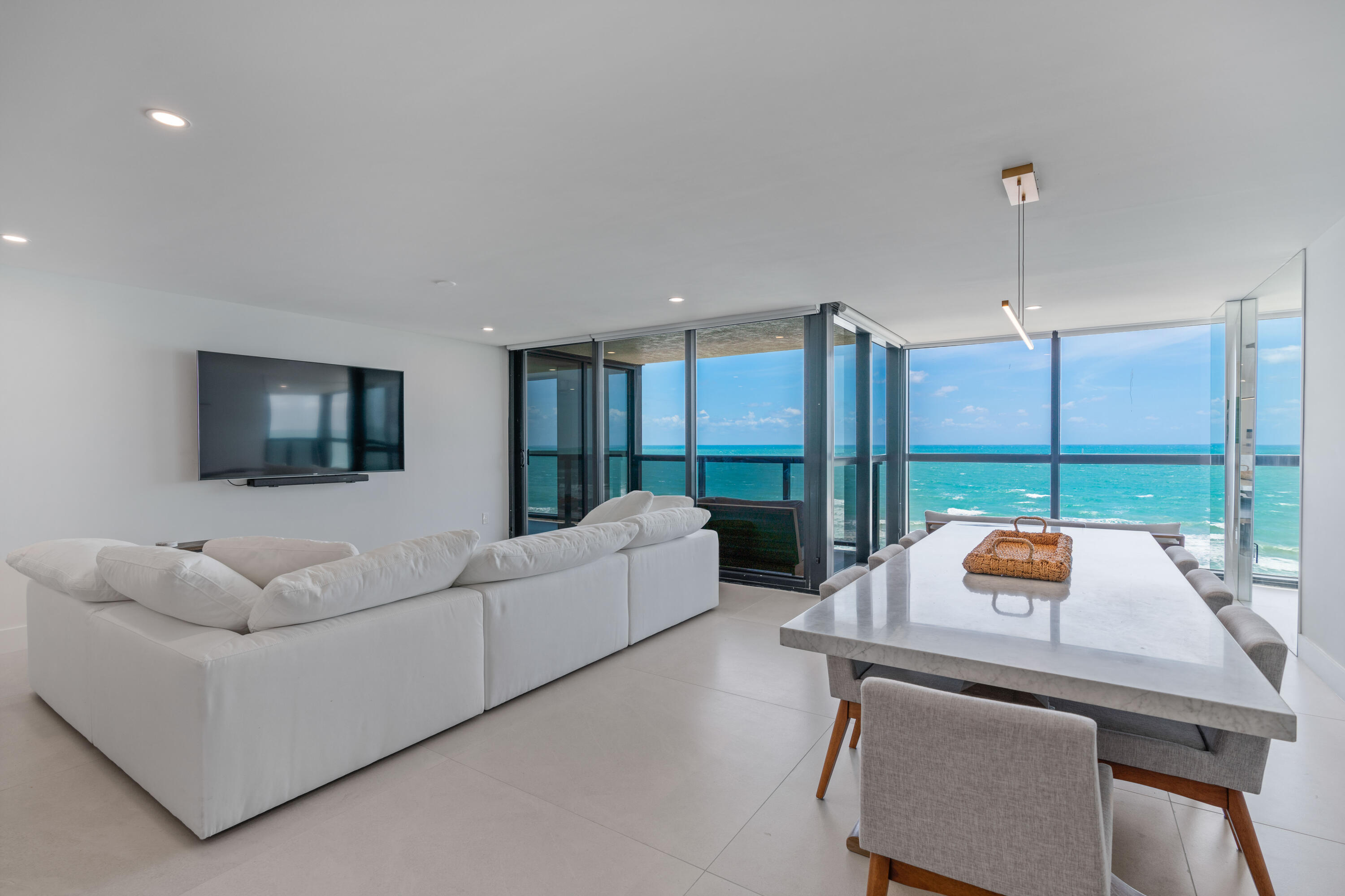 En Renta 10410 S Ocean Drive 906, Jensen Beach, FL 34957, Jensen Beach, FL 34957