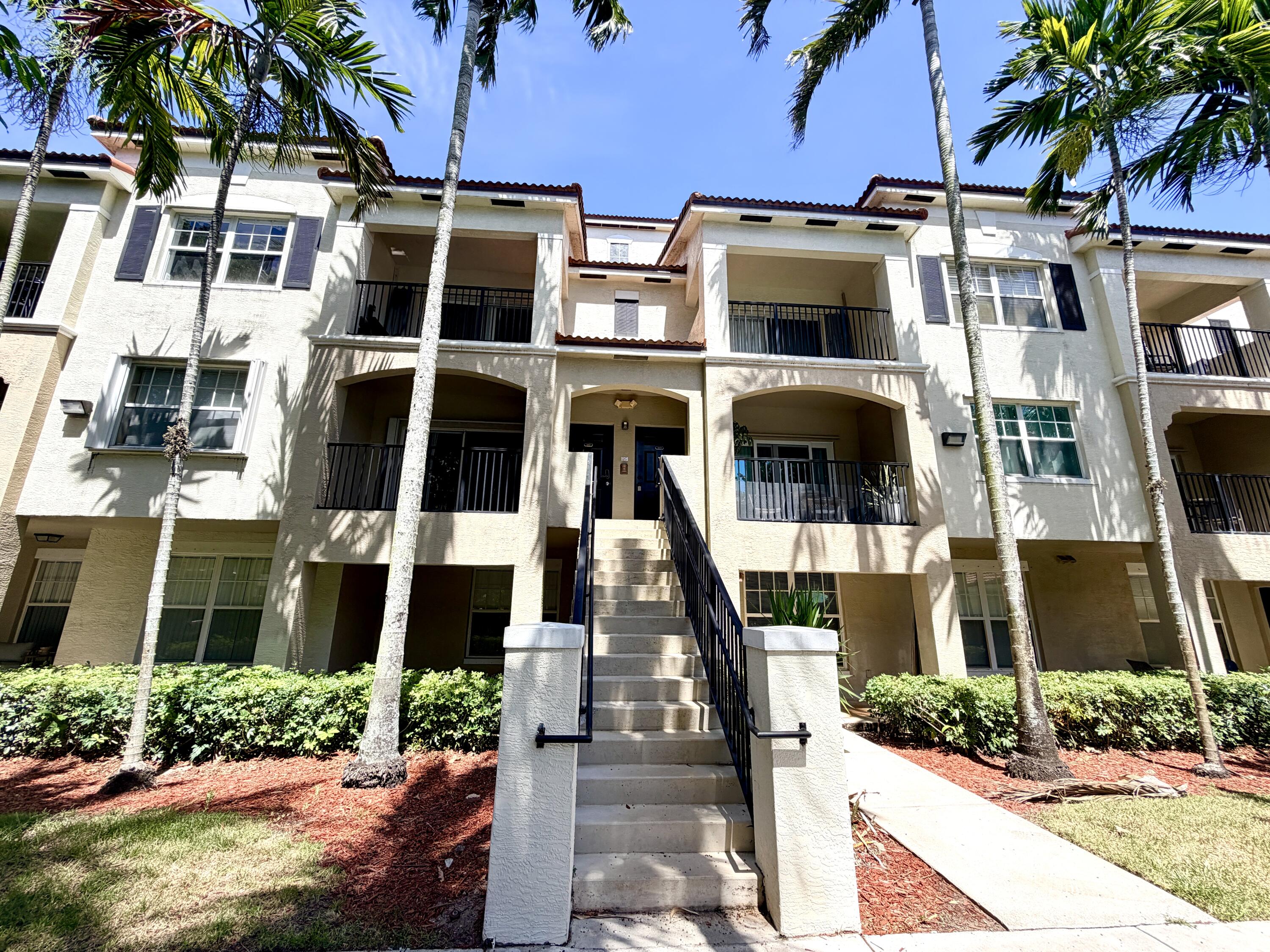 En Renta 5840 W SAMPLE Road 303, Coral Springs, FL 33067, Coral Springs, FL 33067
