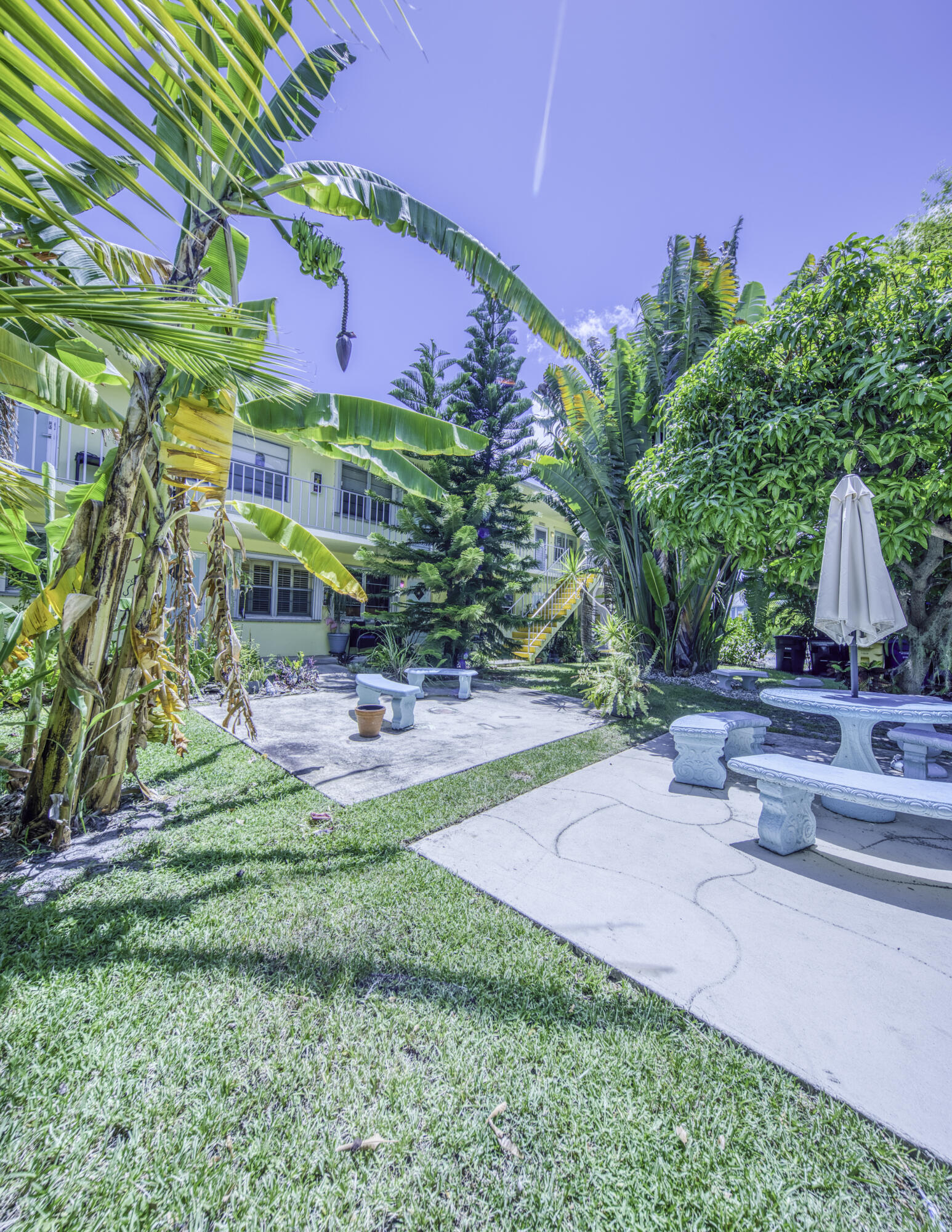 Foto de propiedad en 216 N FEDERAL Highway 8, Lake Worth Beach, FL 33460 Lake Worth Beach con MLS# 
