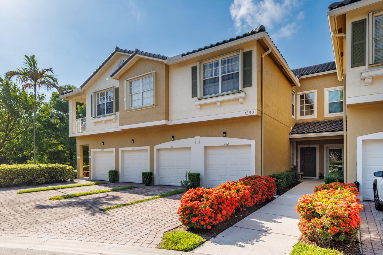 En Venta 1560 SE Sheffield Terrace 102, Stuart, FL 34994, Stuart, FL 34994
