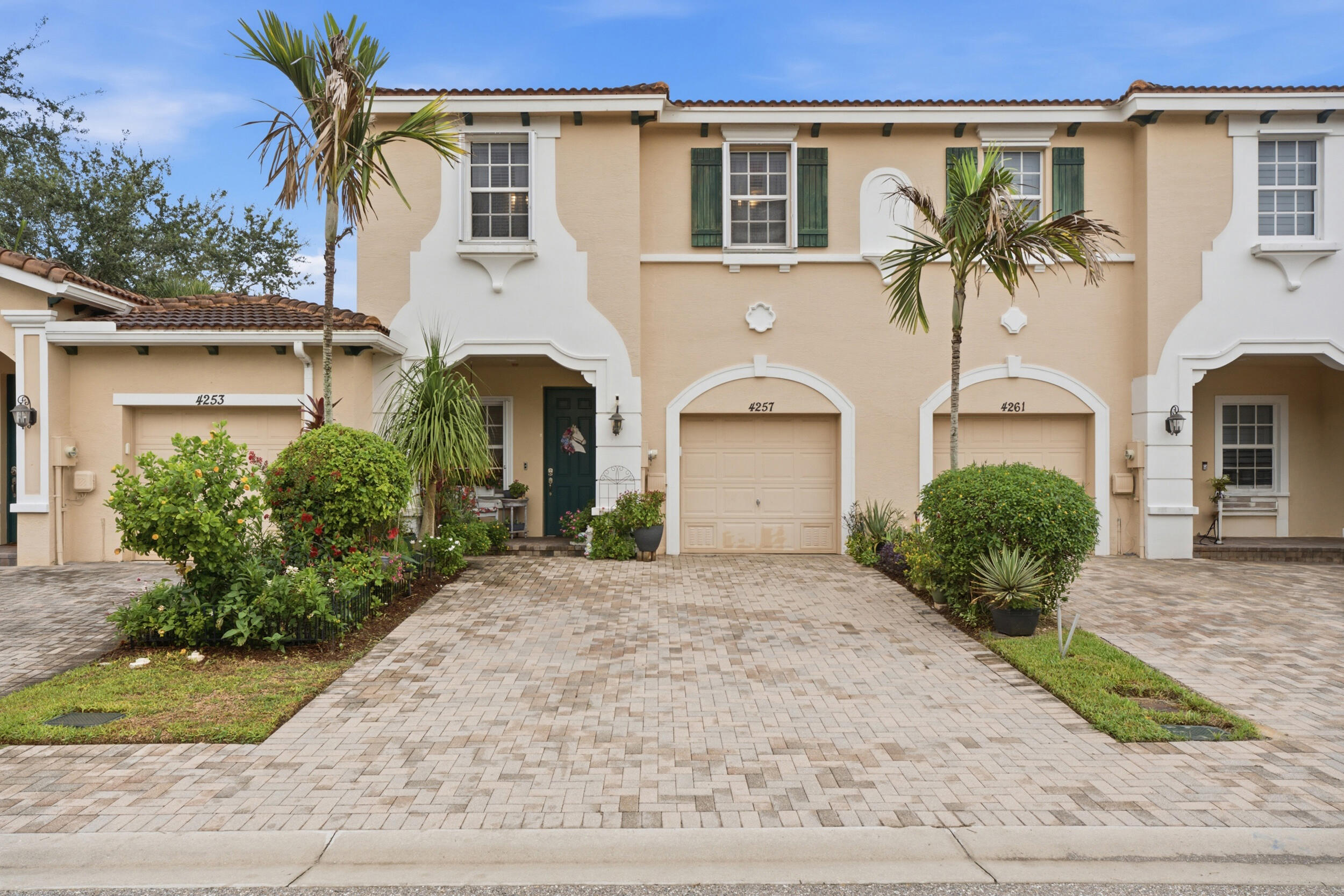 En Venta 4257 SW PINE COVE Court, Stuart, FL 34997, Stuart, FL 34997