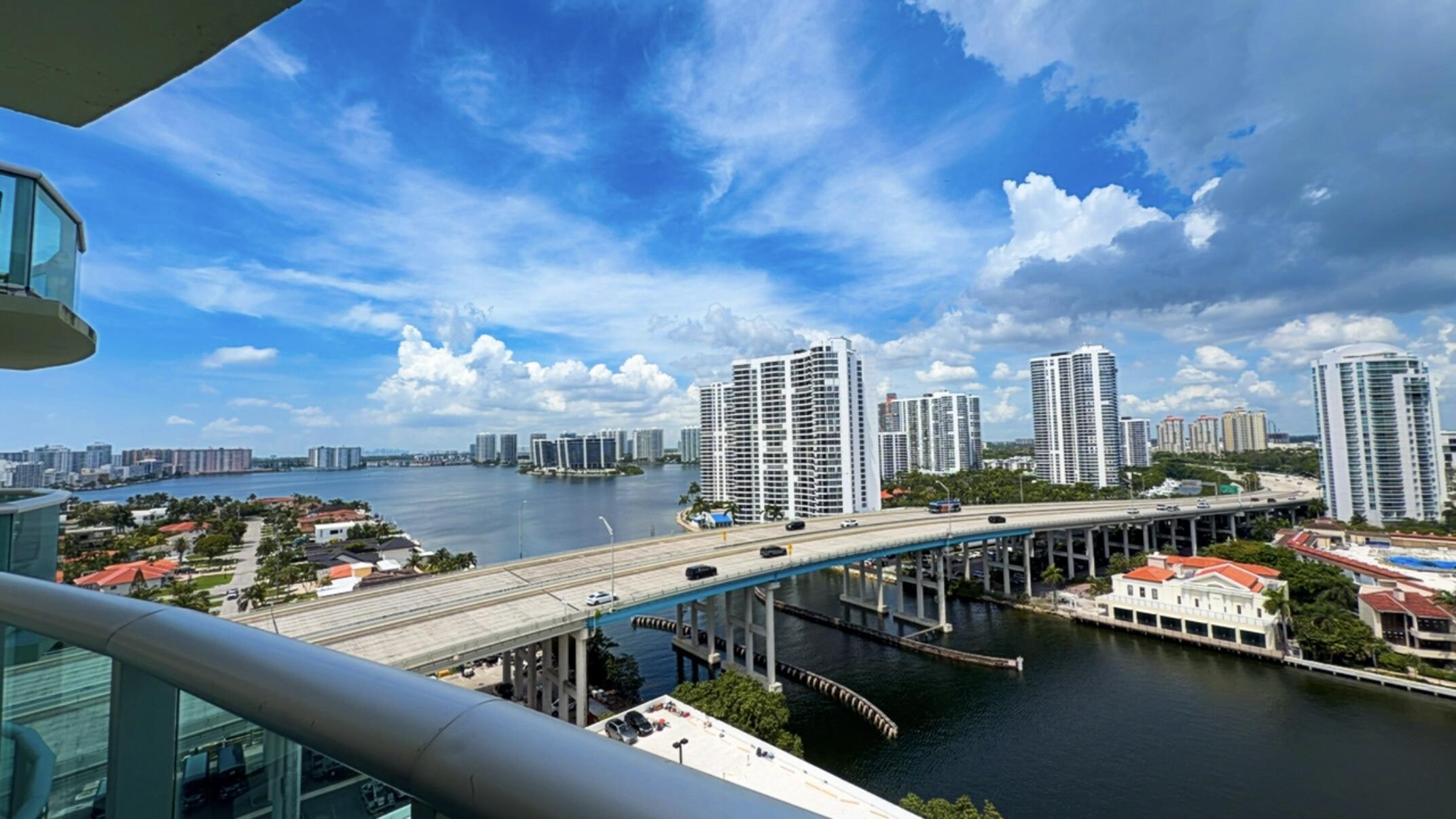 Foto de propiedad en 19390 COLLINS Avenue 1603, Sunny Isles Beach, FL 33160 Sunny Isles Beach con MLS# 