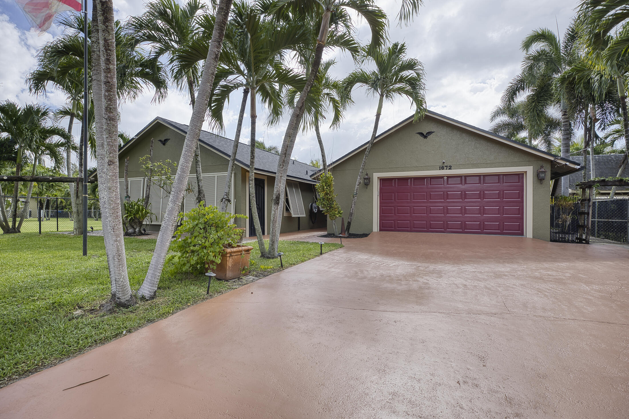 En Venta 1672 ERIE Terrace, Palm Springs, FL 33406, Palm Springs, FL 33406