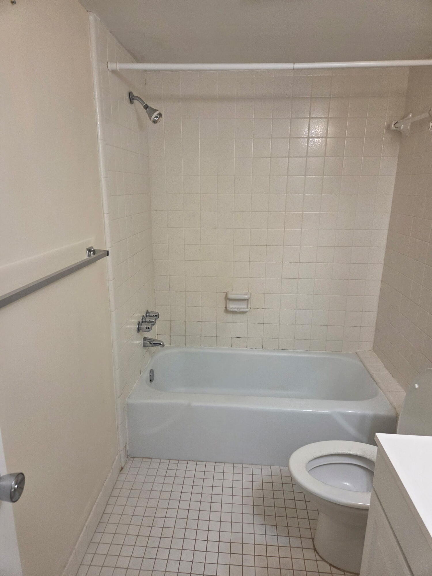 En Renta 2302 SUNRISE Boulevard 105, Fort Pierce, FL 34982, Fort Pierce, FL 34982
