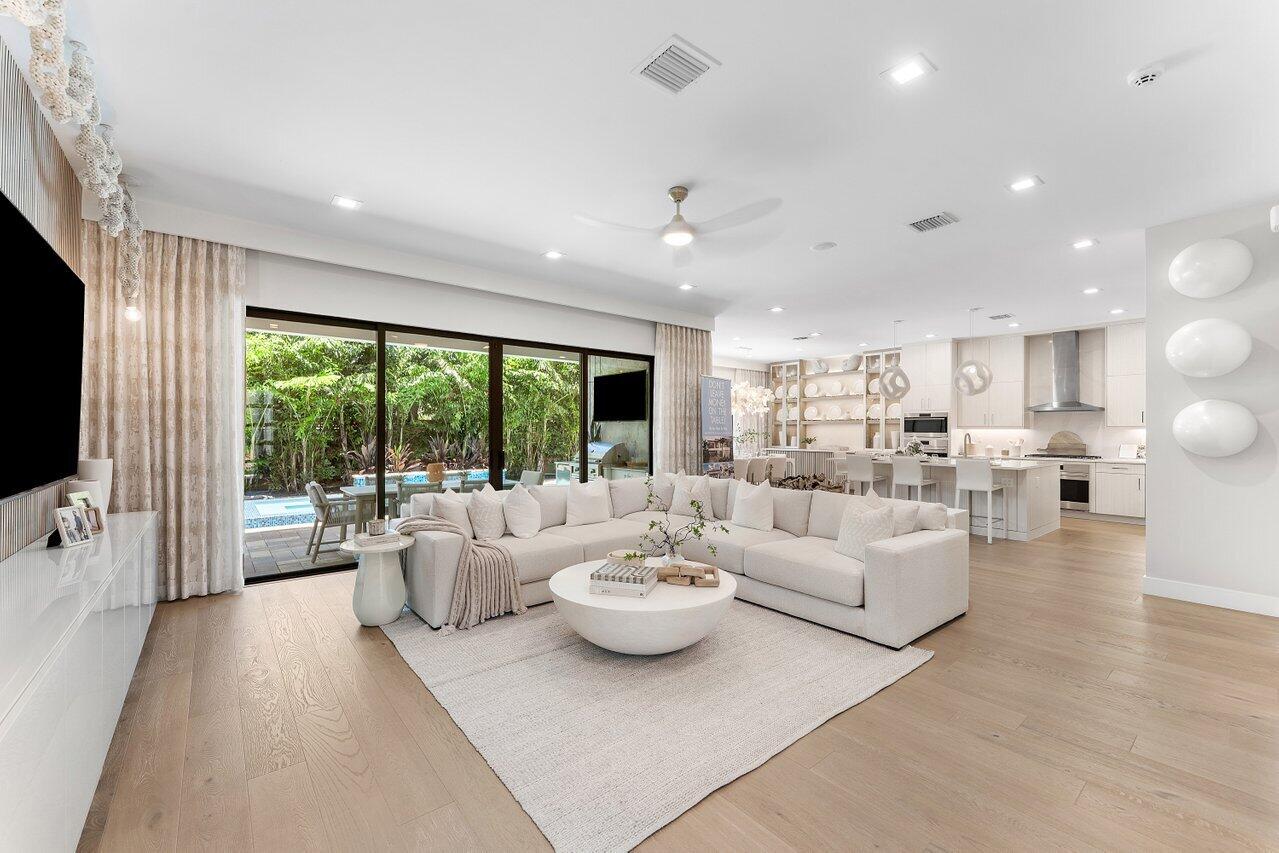 Photos shown are of the professionally decorated Sardinia model home. Actual home, finishes, colors, features, and upgrades may vary.