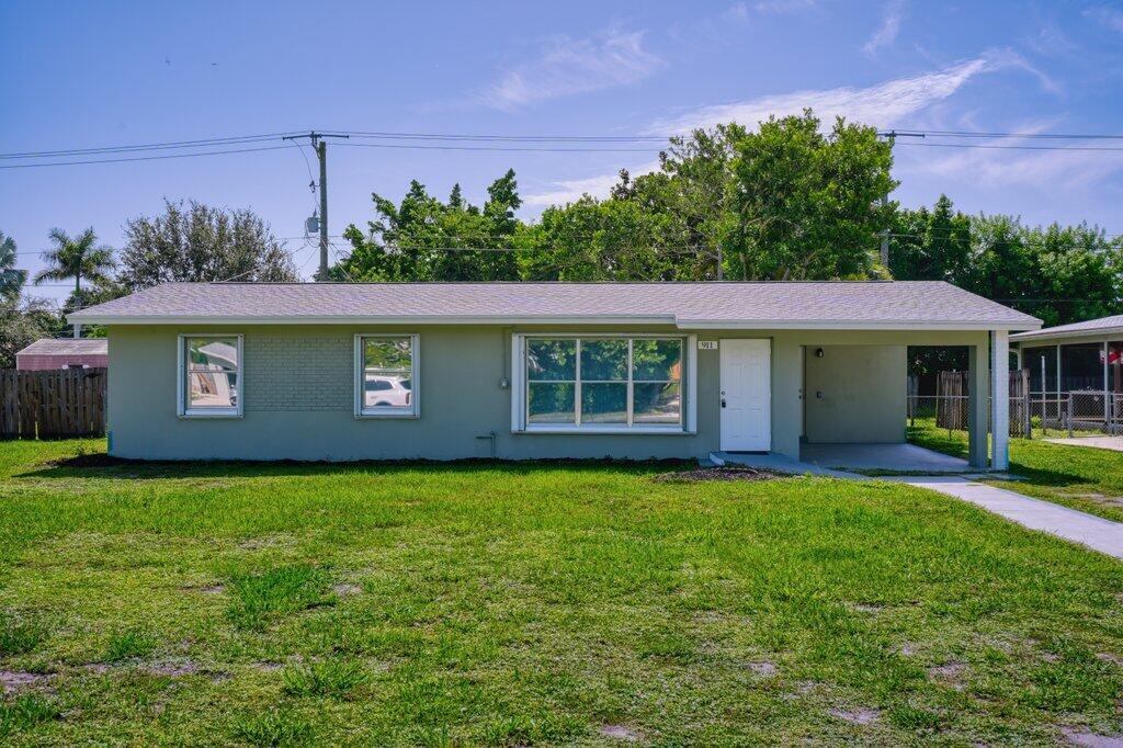 En Venta 911 SE Dolphin Drive, Stuart, FL 34996, Stuart, FL 34996