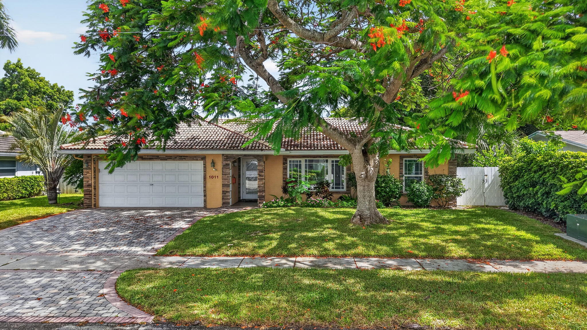 En Venta 1011 SW 7TH Street, Boca Raton, FL 33486, Boca Raton, FL 33486