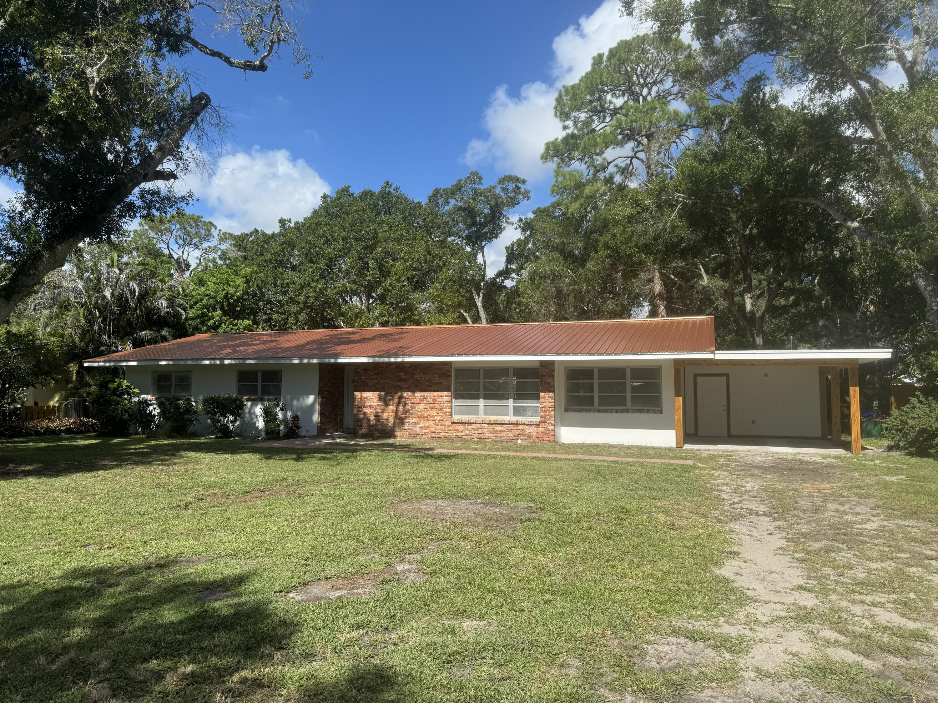 Foto de propiedad en 1749 26th Avenue, Vero Beach, FL 32960 Vero Beach con MLS# 