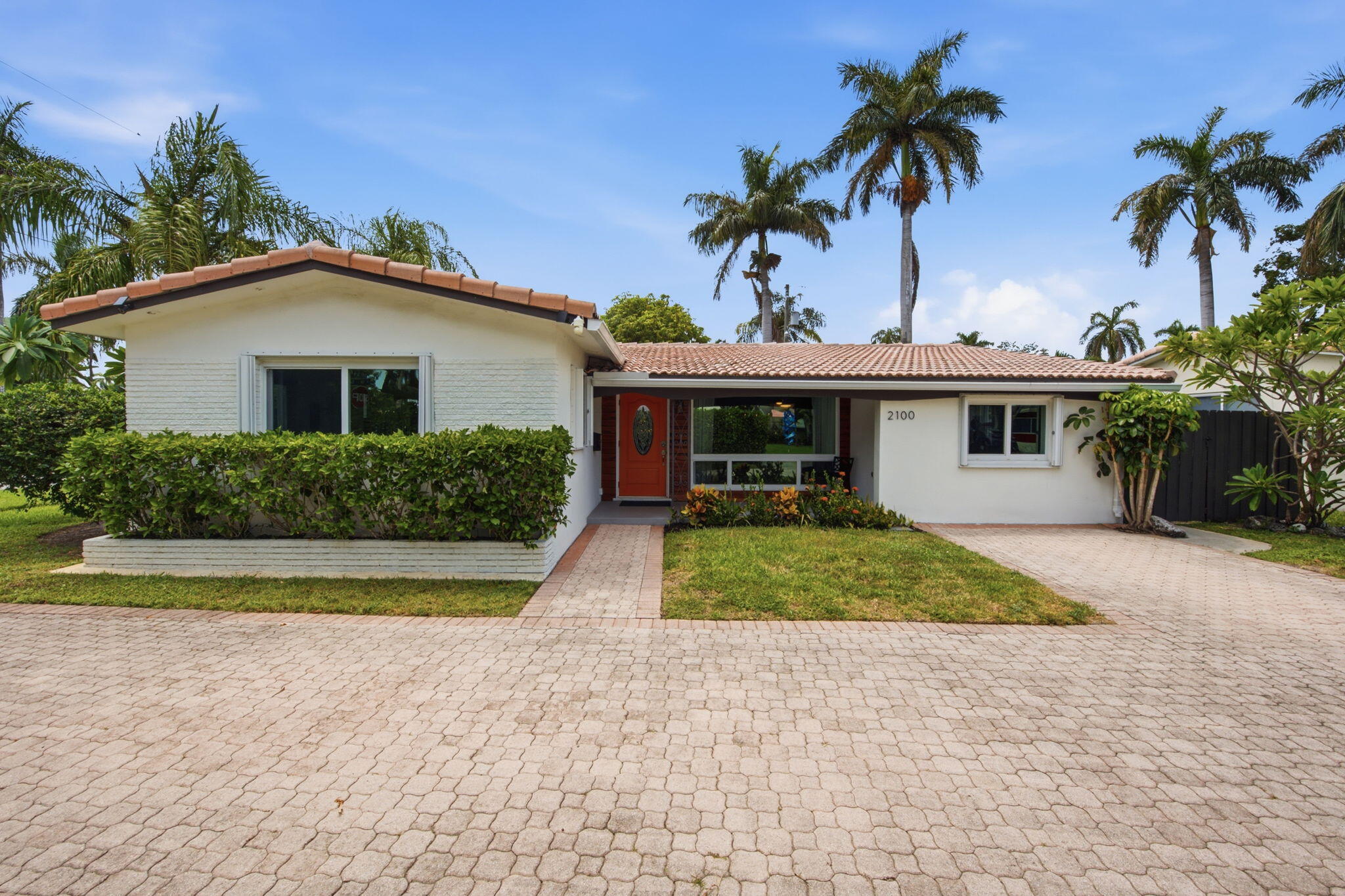En Venta 2100 N 14th Terrace, Hollywood, FL 33020, Hollywood, FL 33020