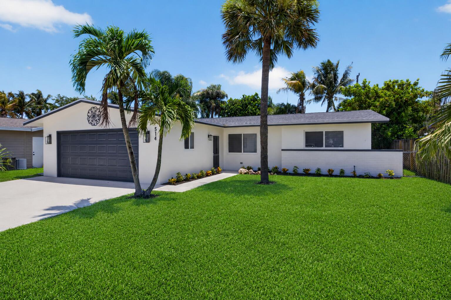 Foto de propiedad en 514 Riverside Drive, Palm Beach Gardens, FL 33410 Palm Beach Gardens con MLS# 