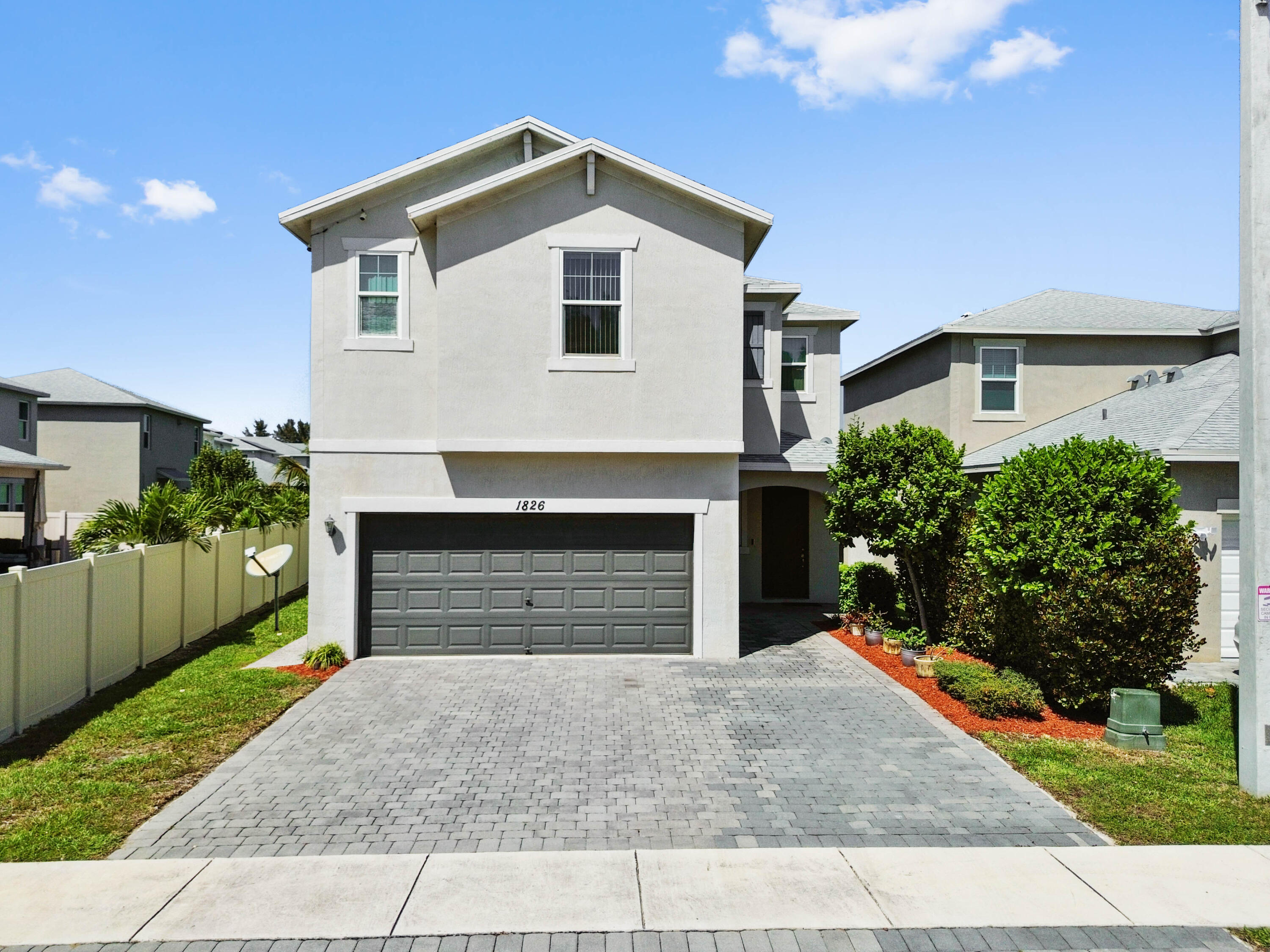 En Renta 1826 Lake Cove Drive, Lake Worth, FL 33460, Lake Worth, FL 33460