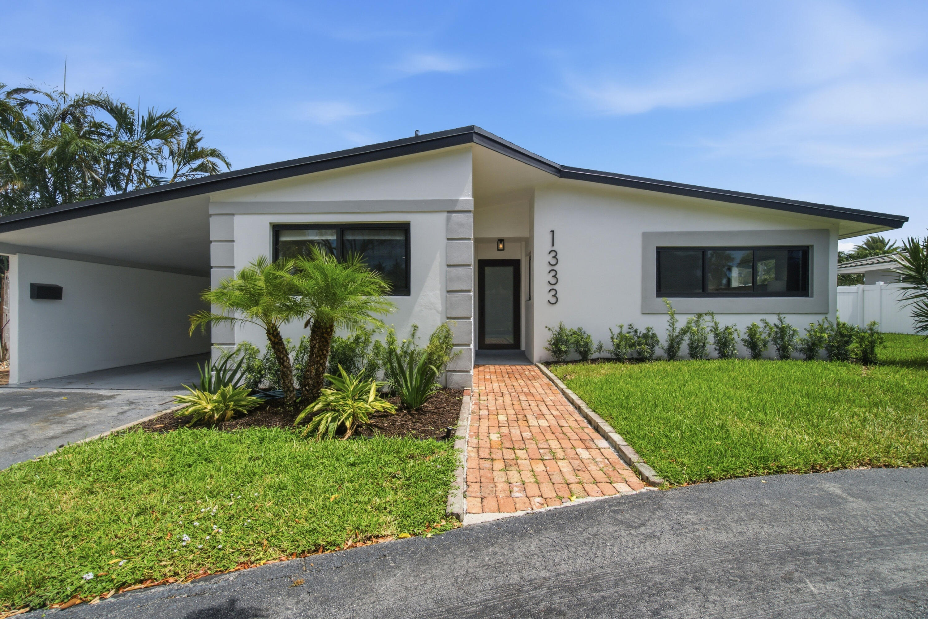 Foto de propiedad en 1333 SE 8TH Street, Deerfield Beach, FL 33441 Deerfield Beach con MLS# 