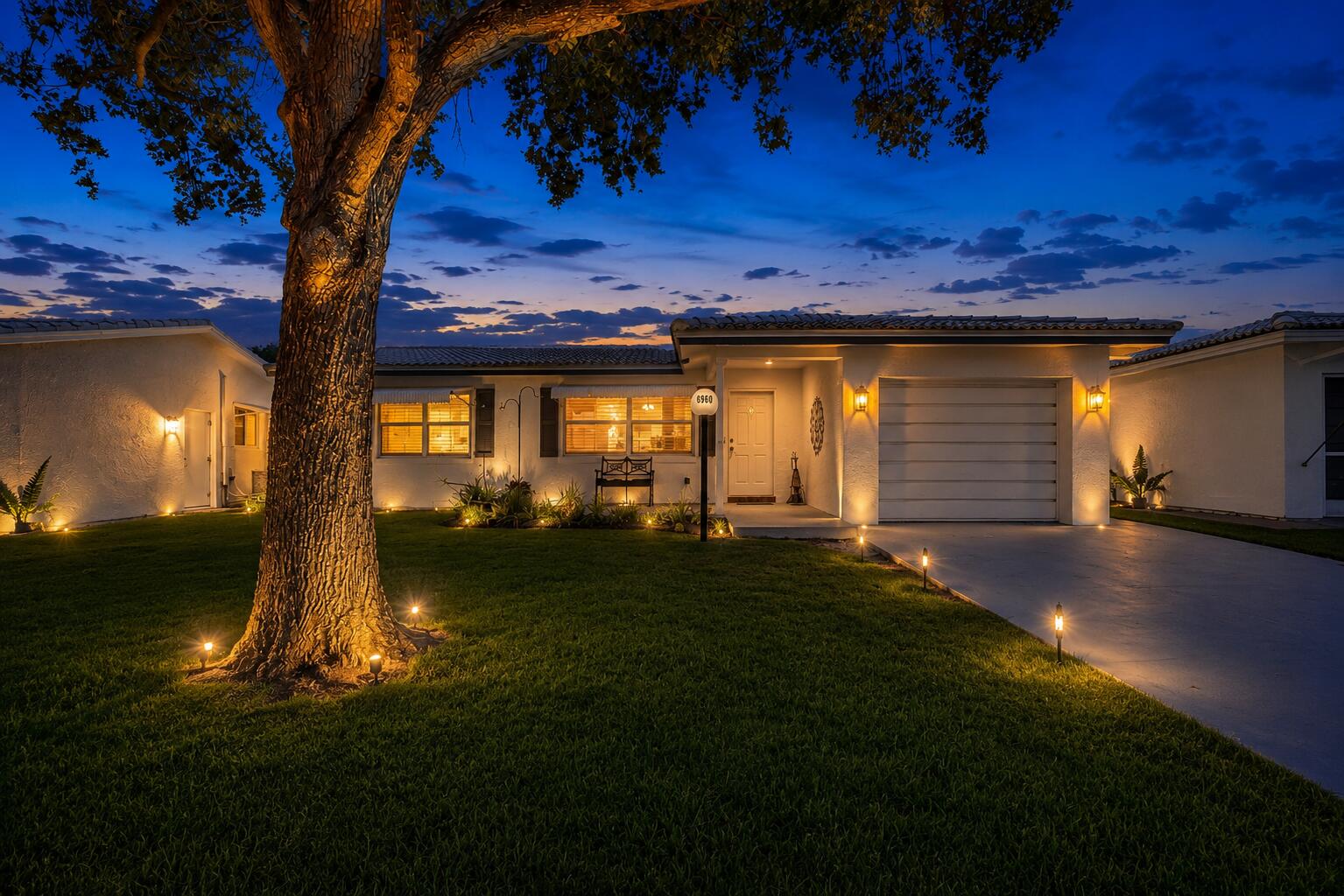 Foto de propiedad en 8960 NW 12TH Place, Plantation, FL 33322 Plantation con MLS# 
