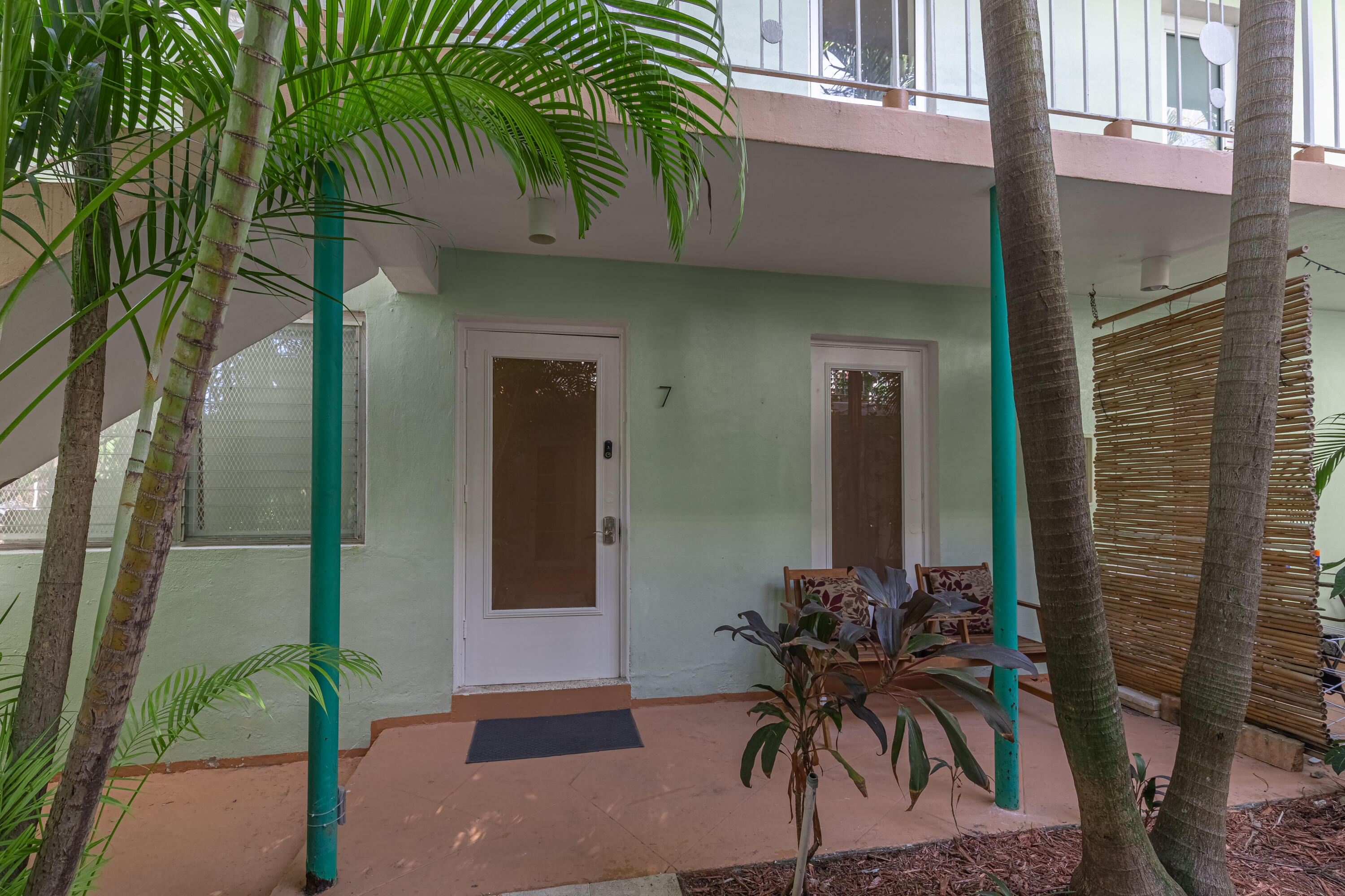 Foto de propiedad en 1117 MERIDIAN Avenue 7-1117, Miami Beach, FL 33139 Miami Beach con MLS# 