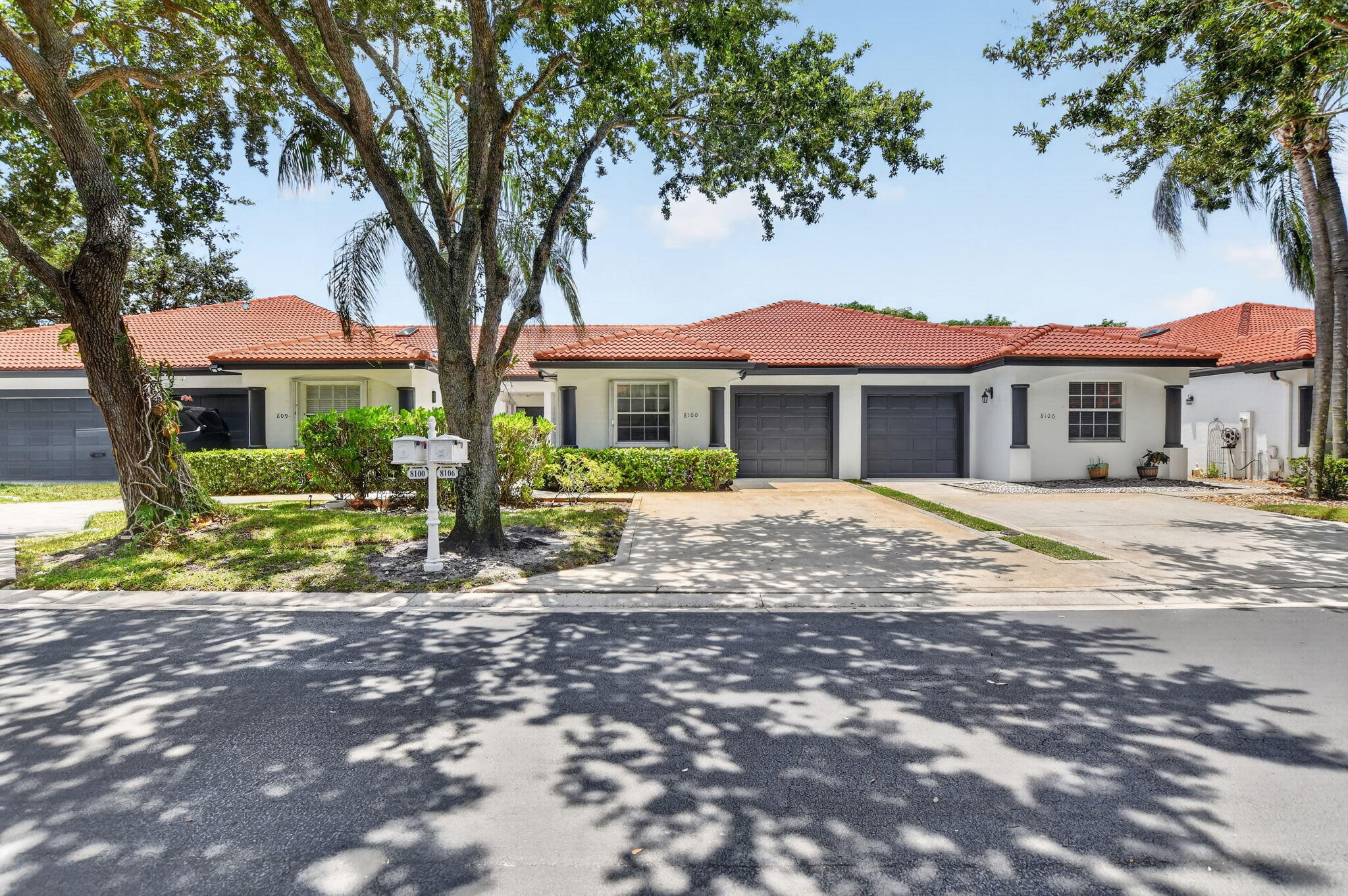 Foto de propiedad en 8100 VIA DI VENETO NEIBORHOOD F, Boca Raton, FL 33496 Boca Raton con MLS# 