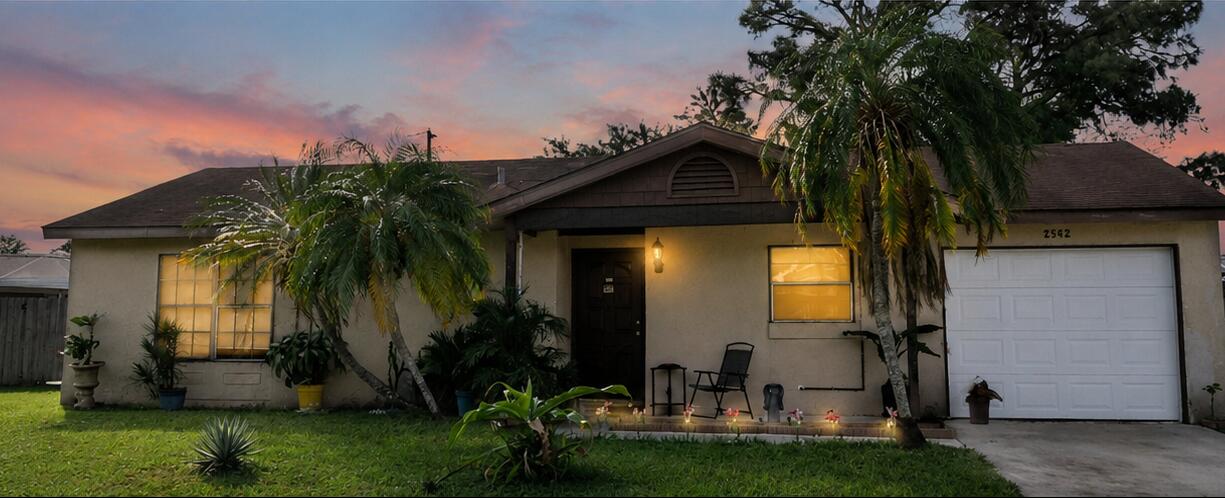 Foto de propiedad en 2522 SE Mariposa Avenue, FL 34952  con MLS# 
