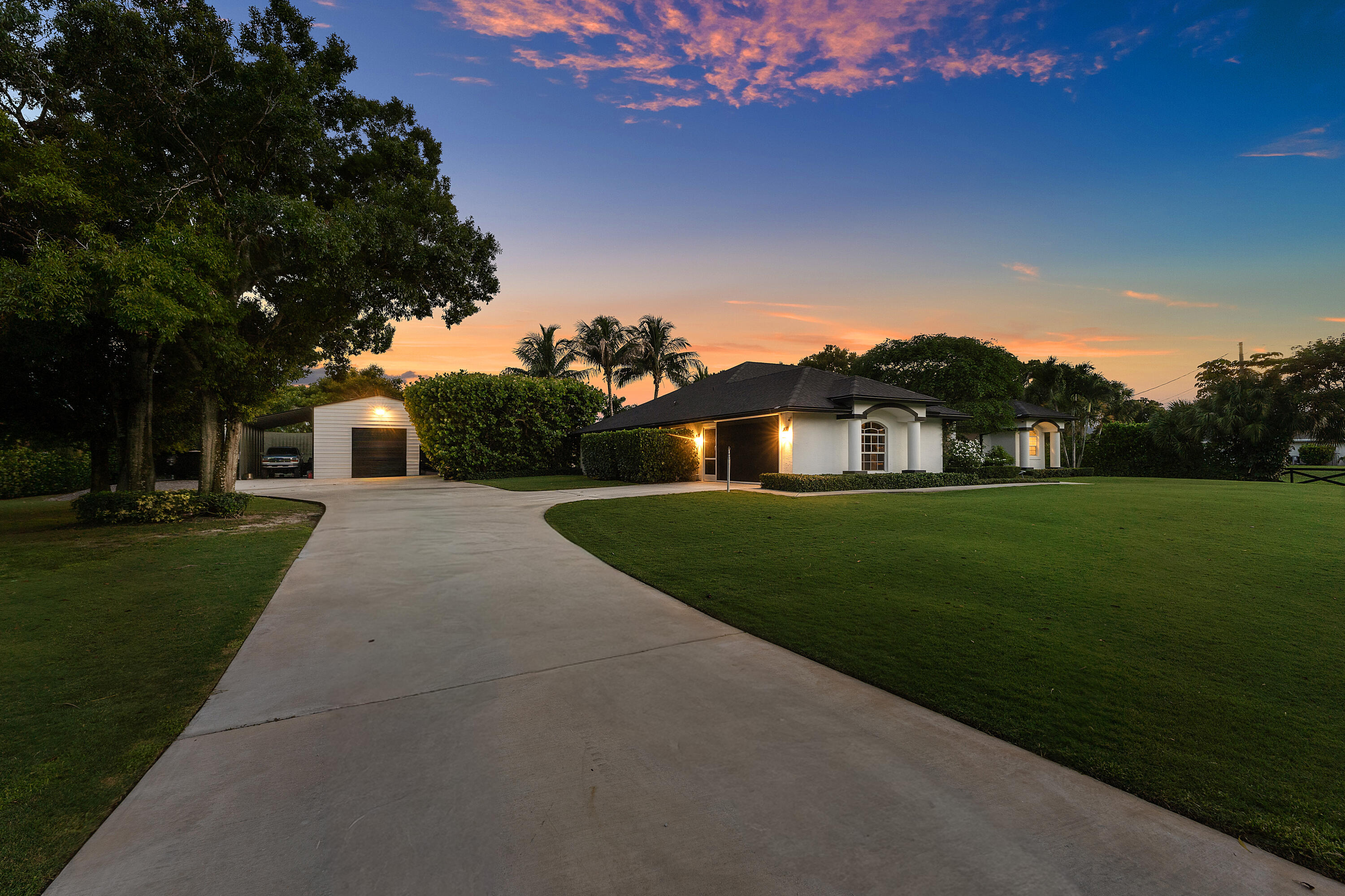 Foto de propiedad en 18934 44th Place N, Loxahatchee, FL 33470 Loxahatchee con MLS# 