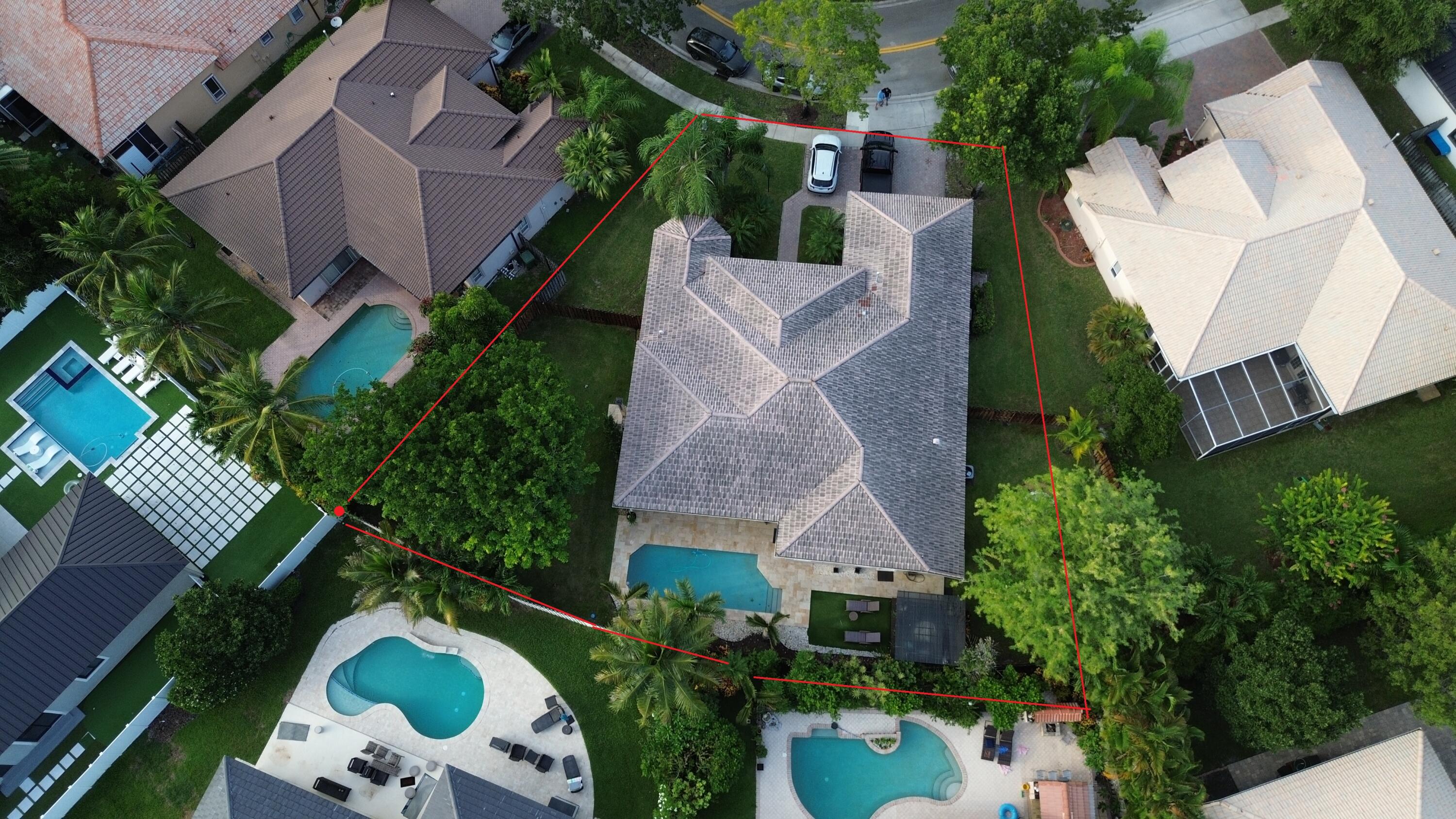 Foto de propiedad en 12944 NW 21ST Street, Pembroke Pines, FL 33028 Pembroke Pines con MLS# 