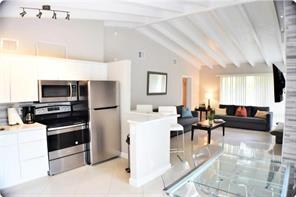 Foto de propiedad en 4411 E TRADEWINDS A-B, Lauderdale-By-The-Sea, FL 33308 Lauderdale-By-The-Sea con MLS# 