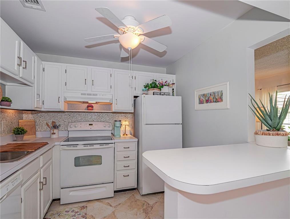 En Venta 75 Royal Oak Court 204, Vero Beach, FL 32962, Vero Beach, FL 32962