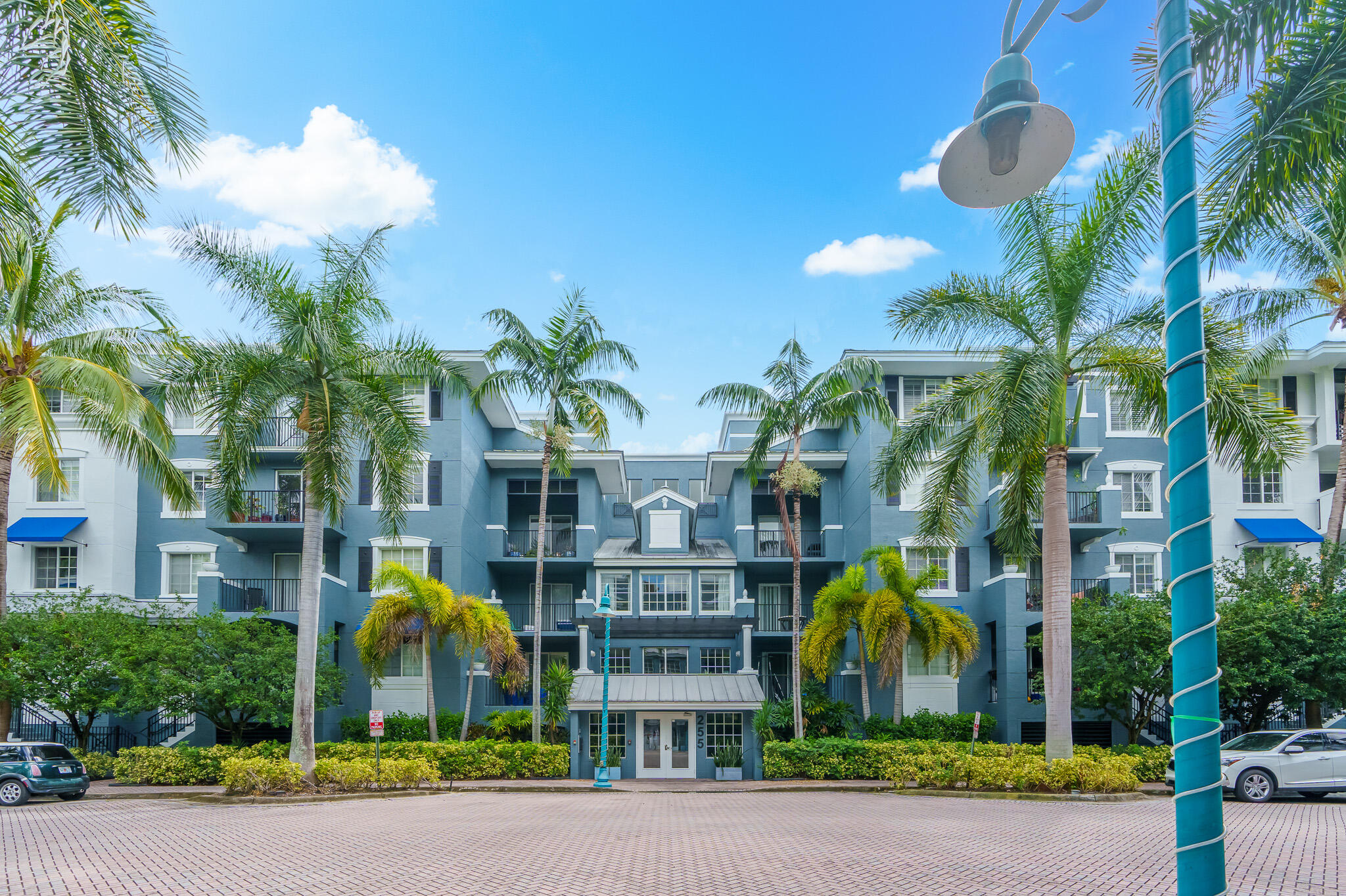 Foto de propiedad en 250 NE 3rd Avenue 1305, Delray Beach, FL 33444 Delray Beach con MLS# 
