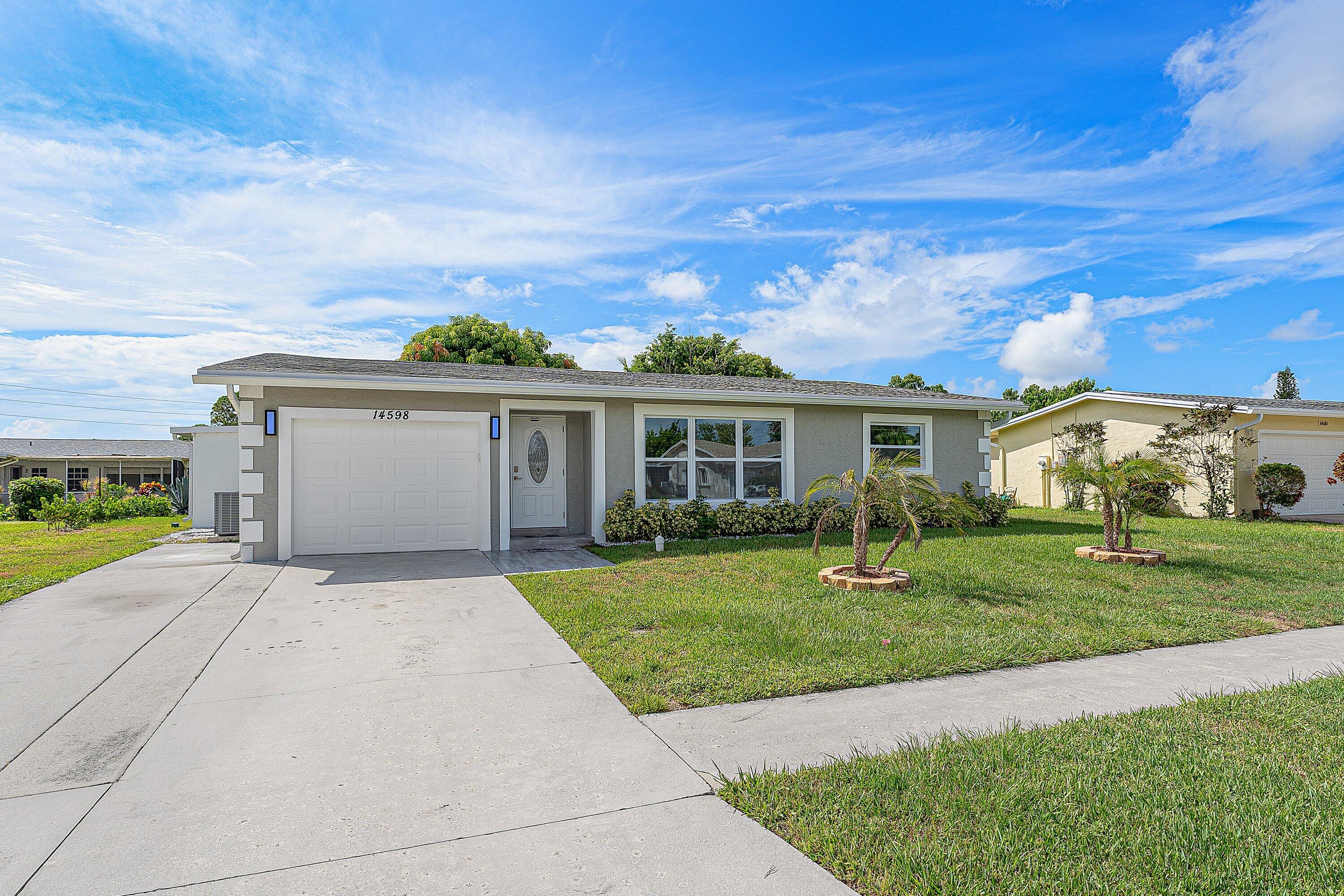 Foto de propiedad en 14598 SUNNY WATERS Lane, Delray Beach, FL 33484 Delray Beach con MLS# 