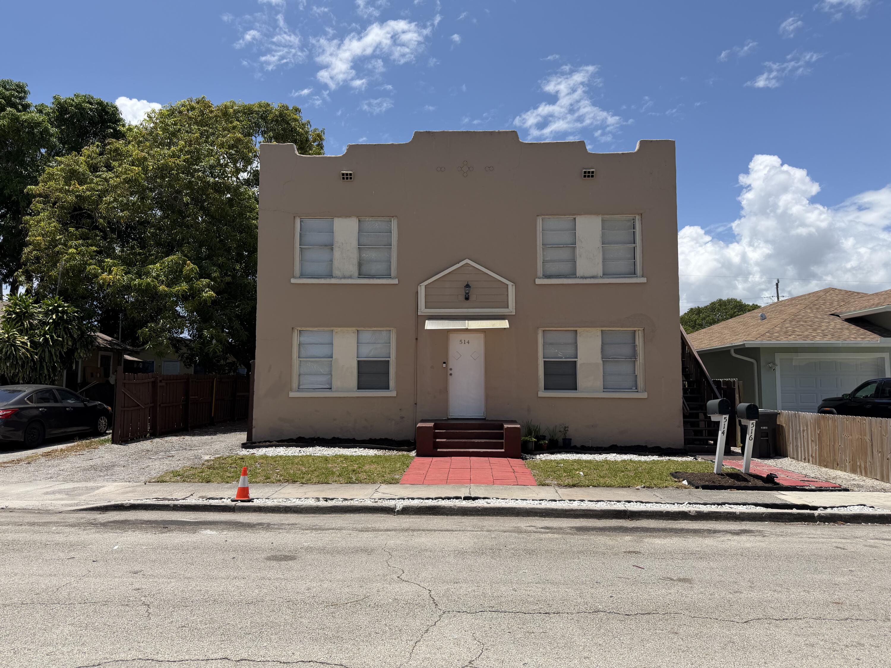 Antique facade but not historic declared an opportunity for improve it