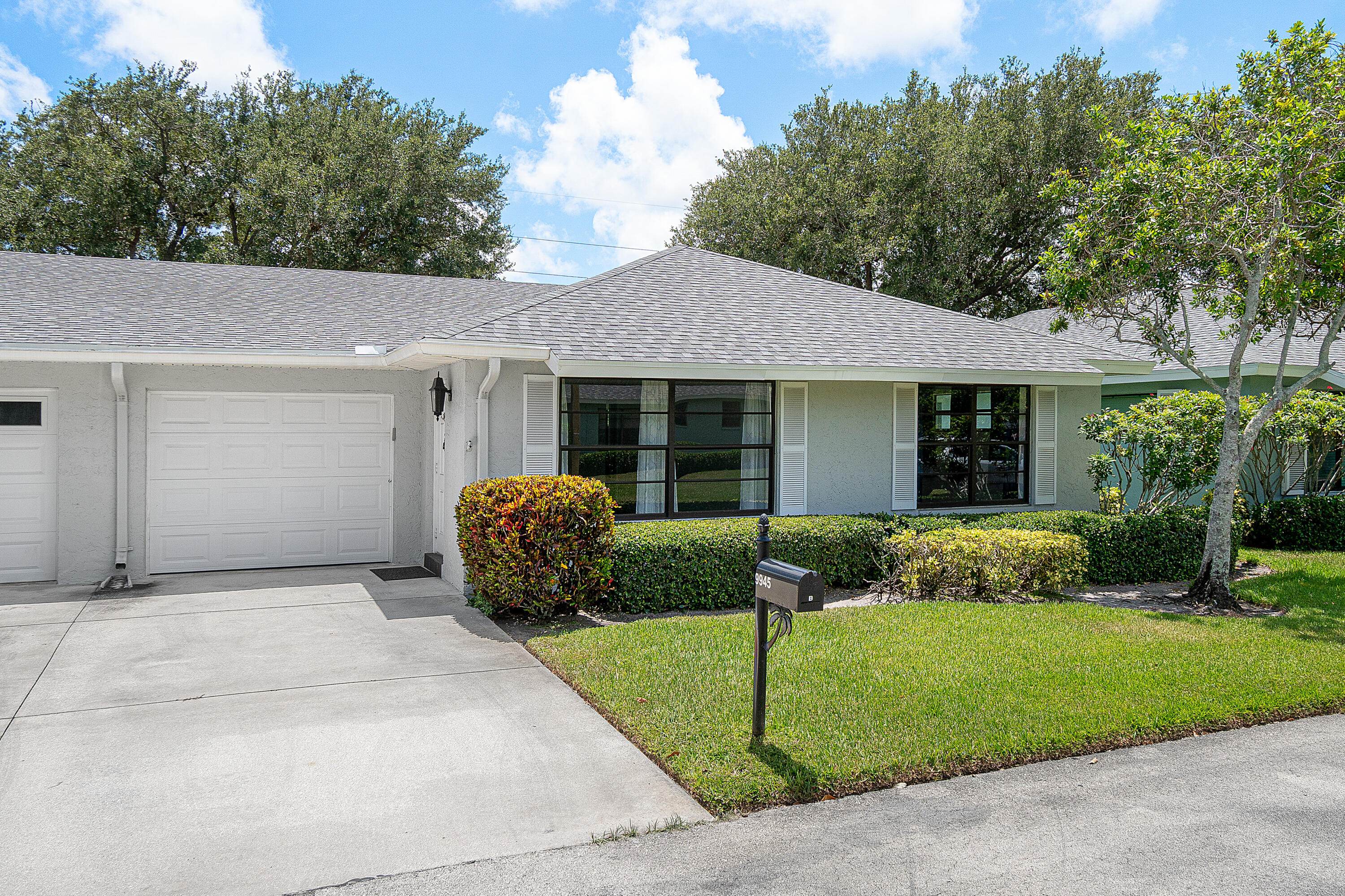 Foto de propiedad en 9945 PAPAYA TREE Trail B, Boynton Beach, FL 33436 Boynton Beach con MLS# 
