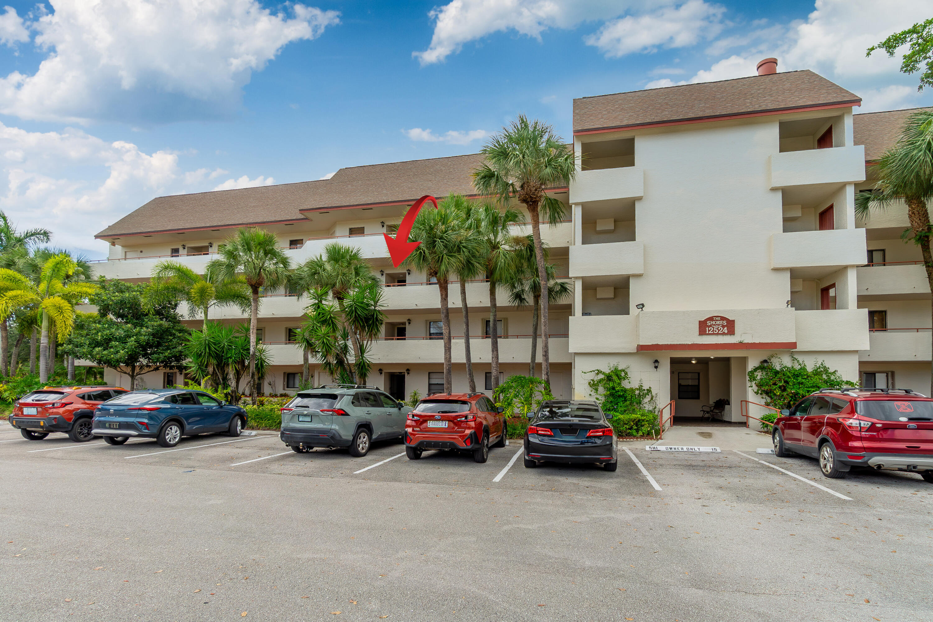 Foto de propiedad en 12524 SHORELINE Drive 302, Wellington, FL 33414 Wellington con MLS# 