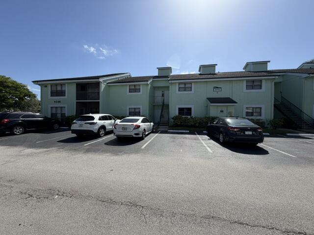 Foto de propiedad en 4096 N PINE ISLAND Road N 2110, Sunrise, FL 33351 Sunrise con MLS# 