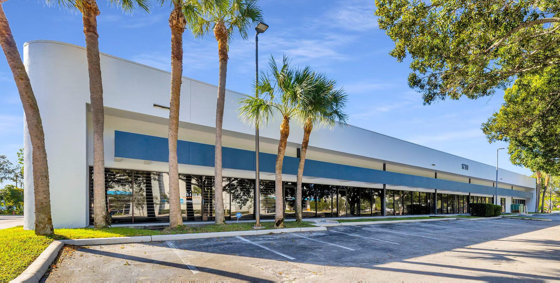 Foto de propiedad en 1770 NW 64th Street, Fort Lauderdale, FL 33309 Fort Lauderdale con MLS# 