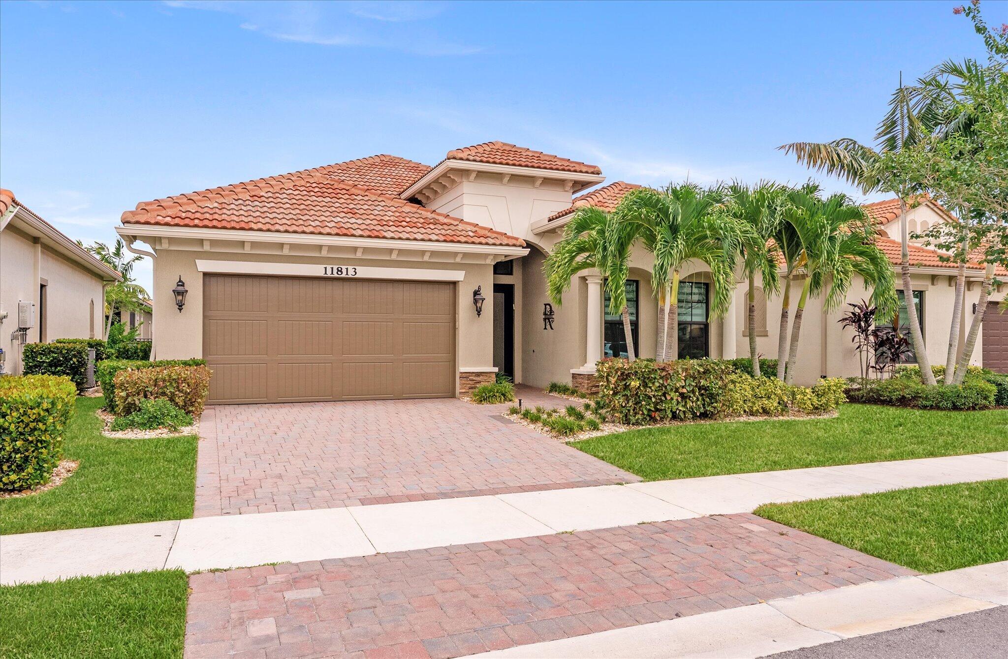 Foto de propiedad en 11813 Fortress Run, Parkland, FL 33076 Parkland con MLS# 