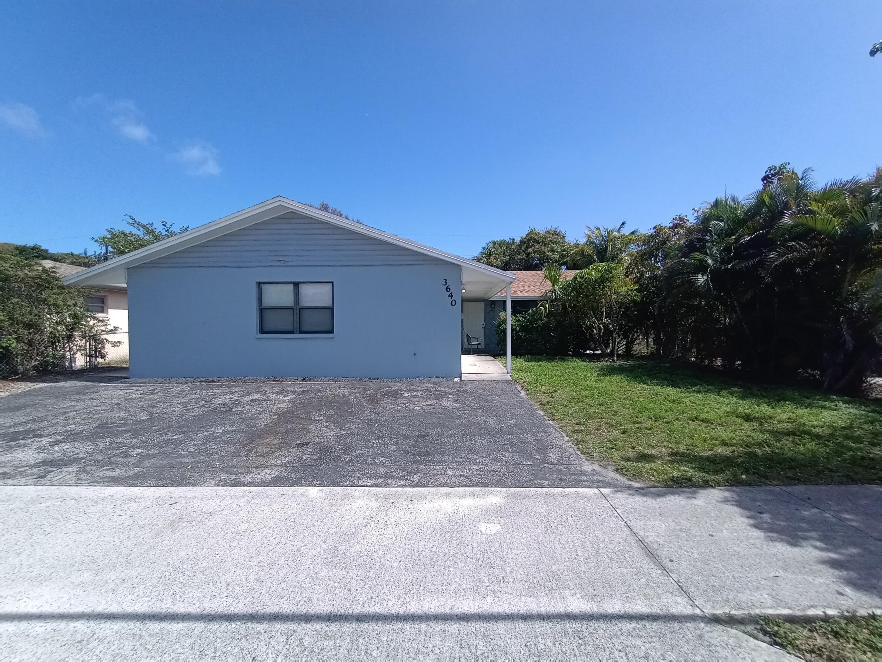 Foto de propiedad en 3640 Avenue J, West Palm Beach, FL 33404 West Palm Beach con MLS# 