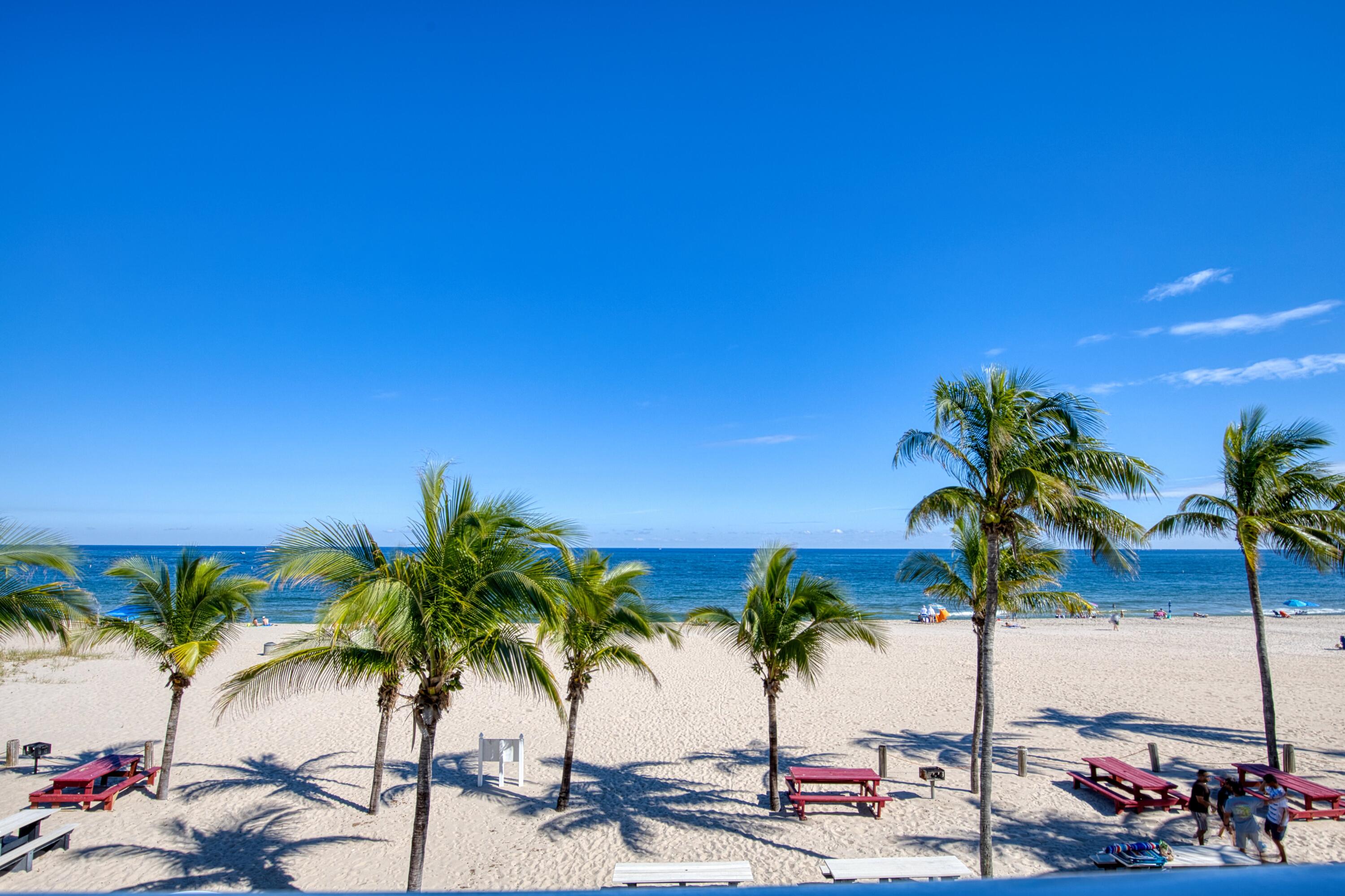 Foto de propiedad en 111 Briny Avenue 504, Pompano Beach, FL 33062 Pompano Beach con MLS#