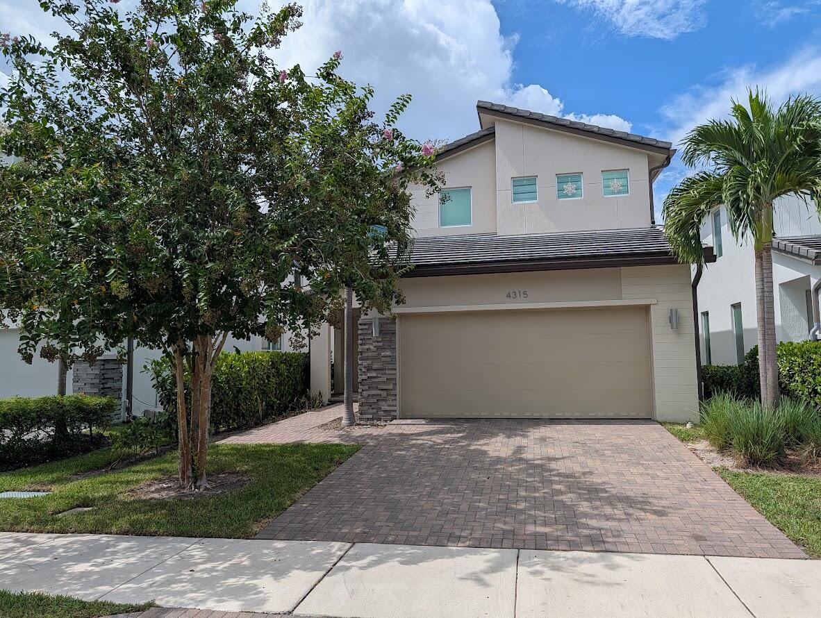 Alquilada 4315 SYLVESTER PALM Drive, Delray Beach, FL 33445, Delray Beach, FL 33445