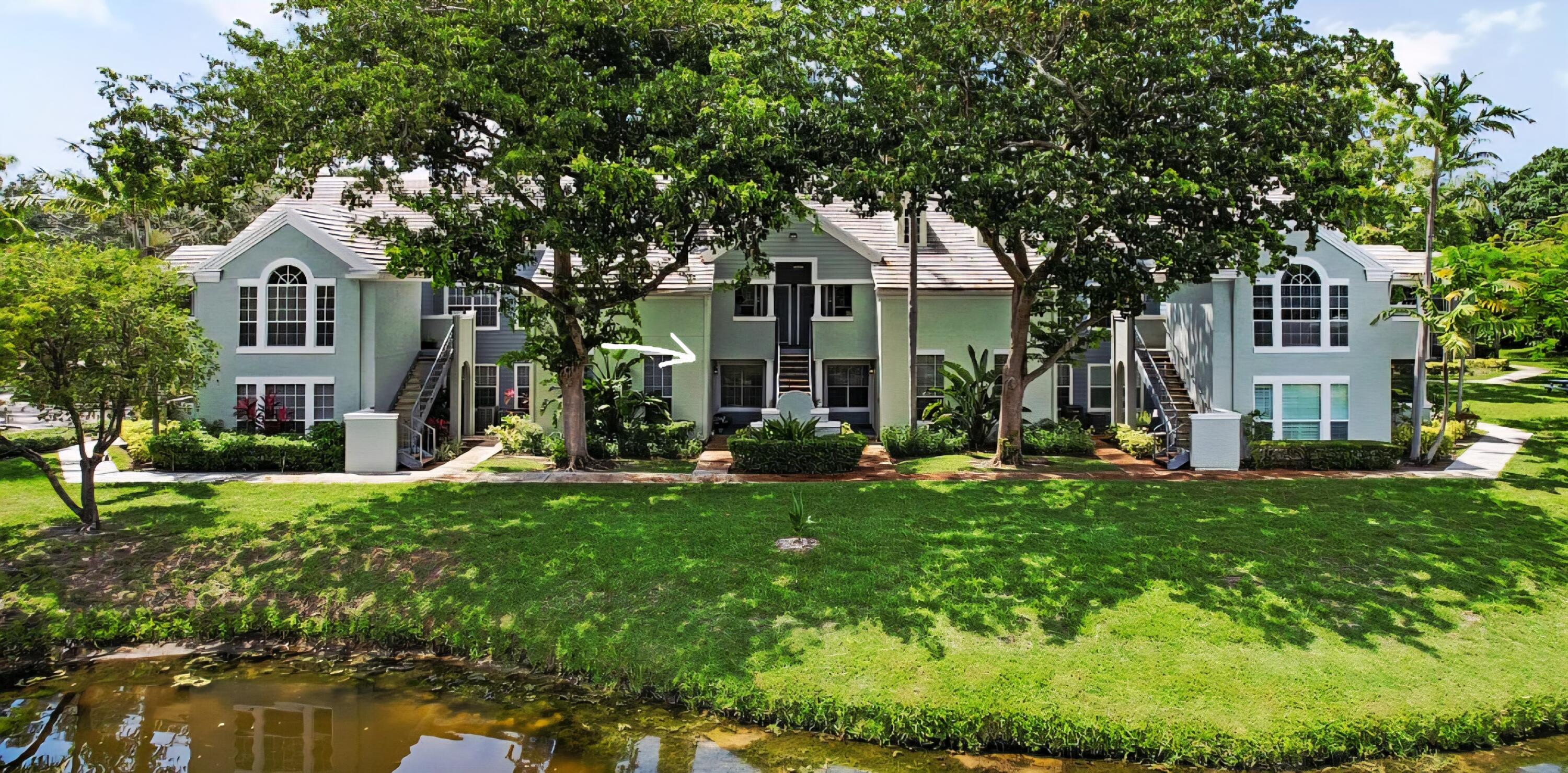 Foto de propiedad en 1050 CRYSTAL Way K, Delray Beach, FL 33444 Delray Beach con MLS# 