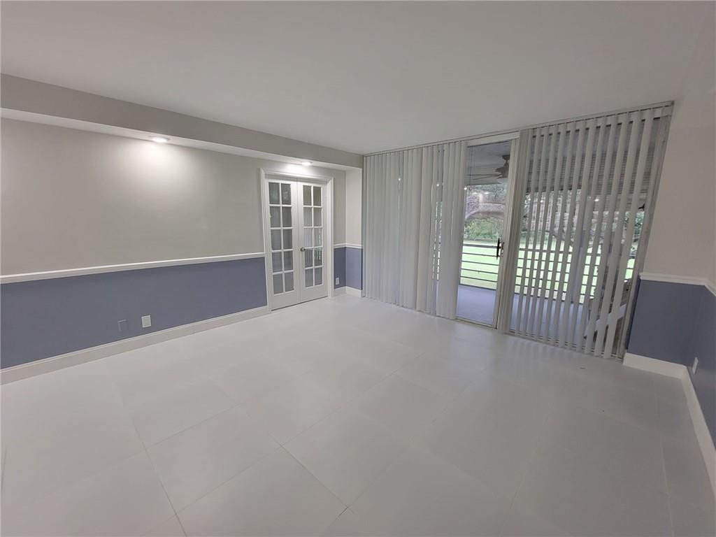 Foto de propiedad en 800 E CYPRESS Lane 202, Pompano Beach, FL 33069 Pompano Beach con MLS#