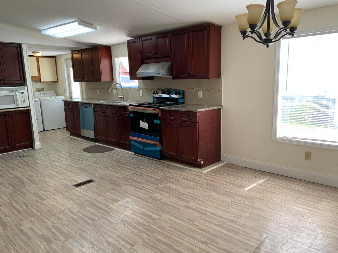En Venta 10629 S 228TH Lane, Watergate, FL 33428, Watergate, FL 33428