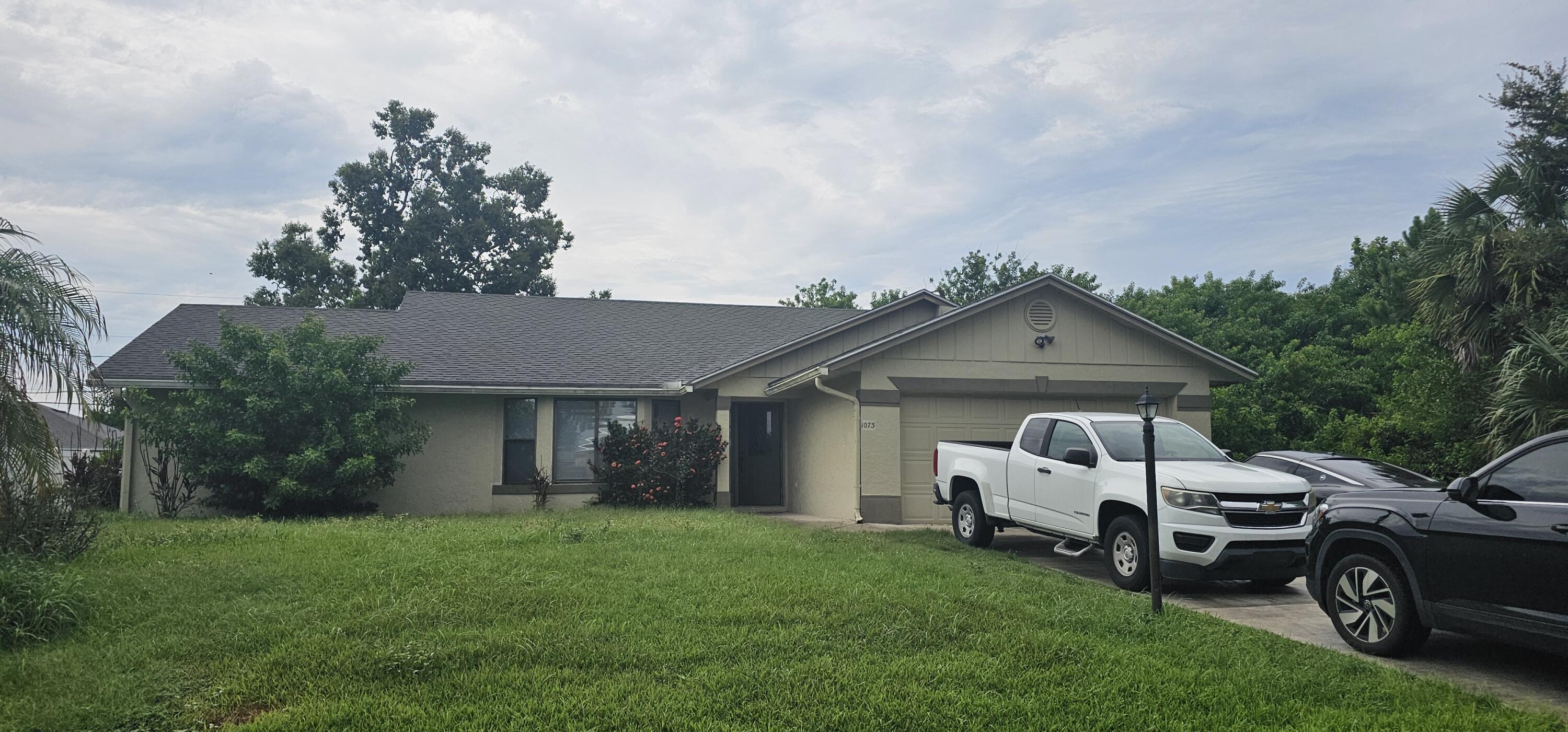 Foto de propiedad en 1073 SW CANARY Terrace, Port St. Lucie, FL 34953 Port St. Lucie con MLS# 