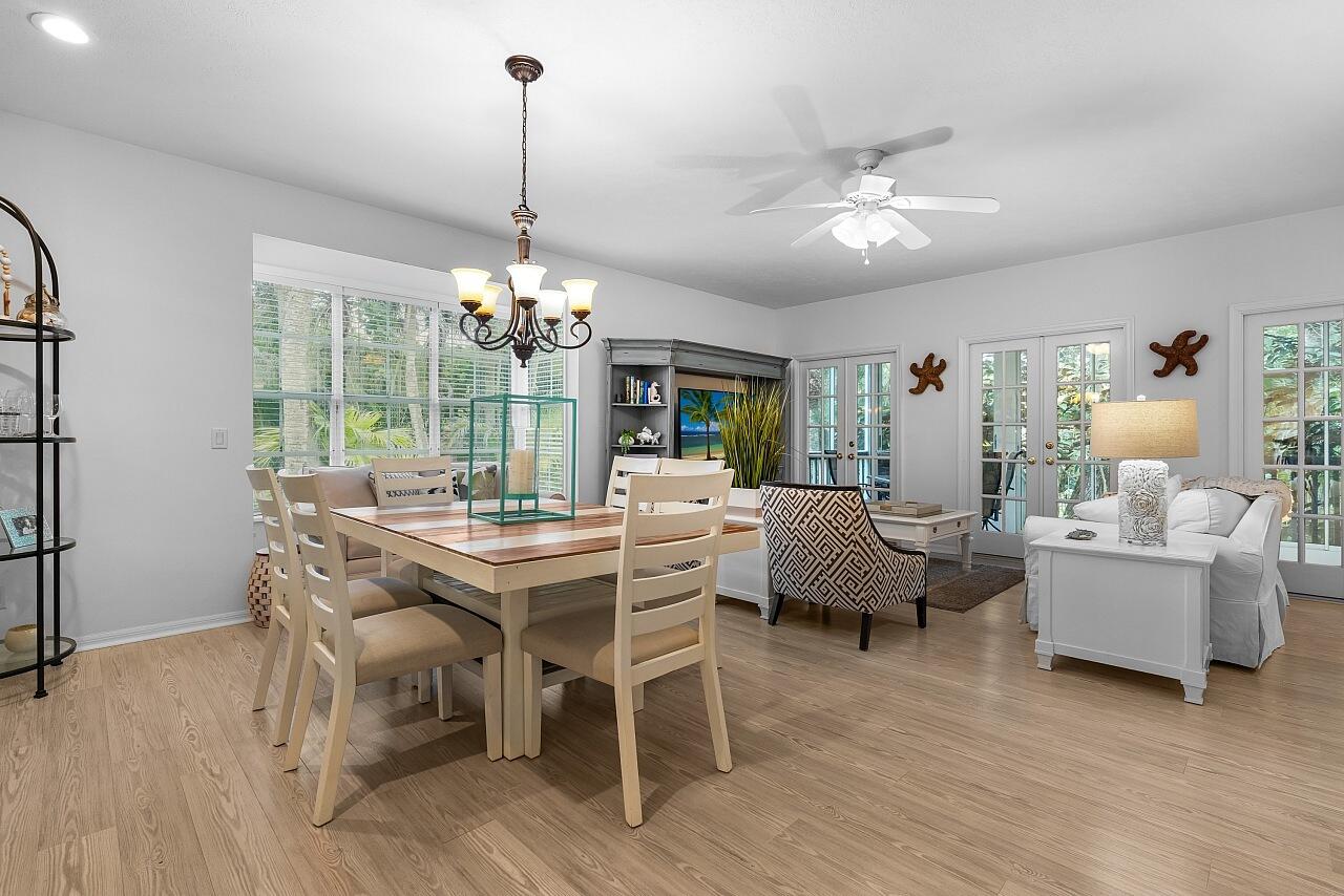 BEAUTIFUL OPEN FLOOR PLAN. GREAT OPPORTUNITY TO OWN IN SEA OAKS