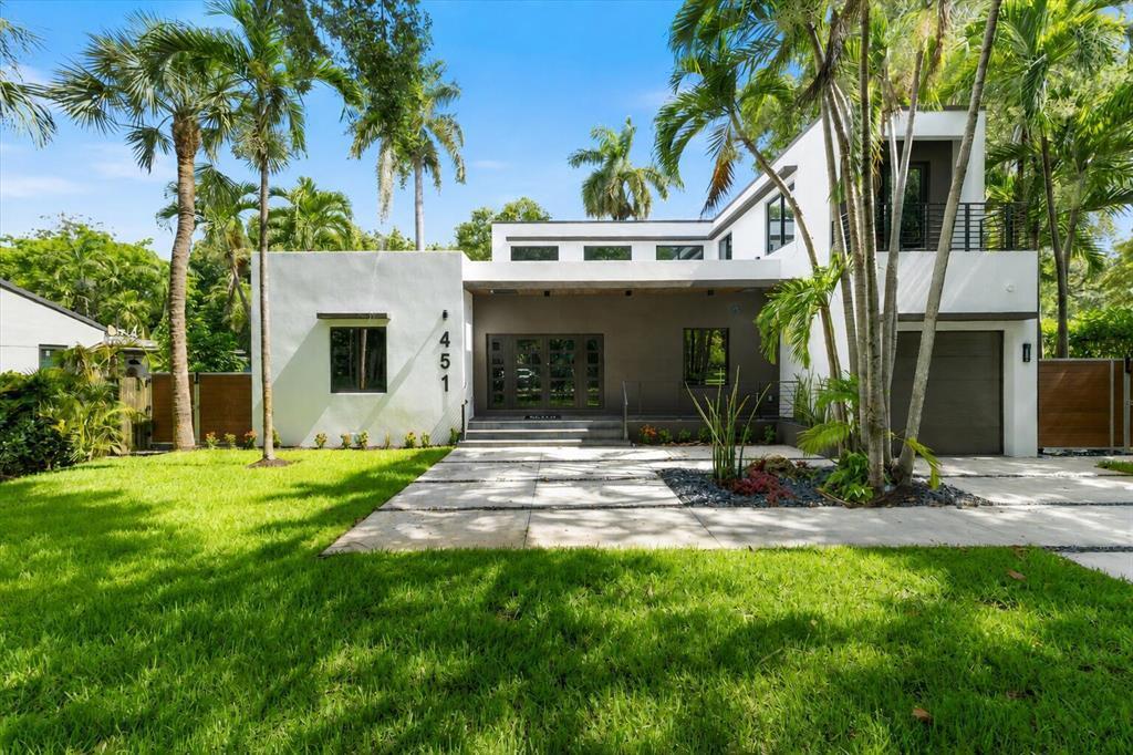 Foto de propiedad en 451 NE 119TH Street, Biscayne Park, FL 33161 Biscayne Park con MLS# 