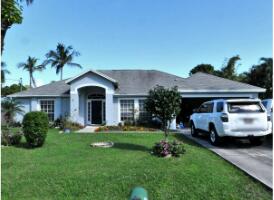 Foto de propiedad en 1825 SE BOWIE Street Room A, Port St. Lucie, FL 34952 Port St. Lucie con MLS# 